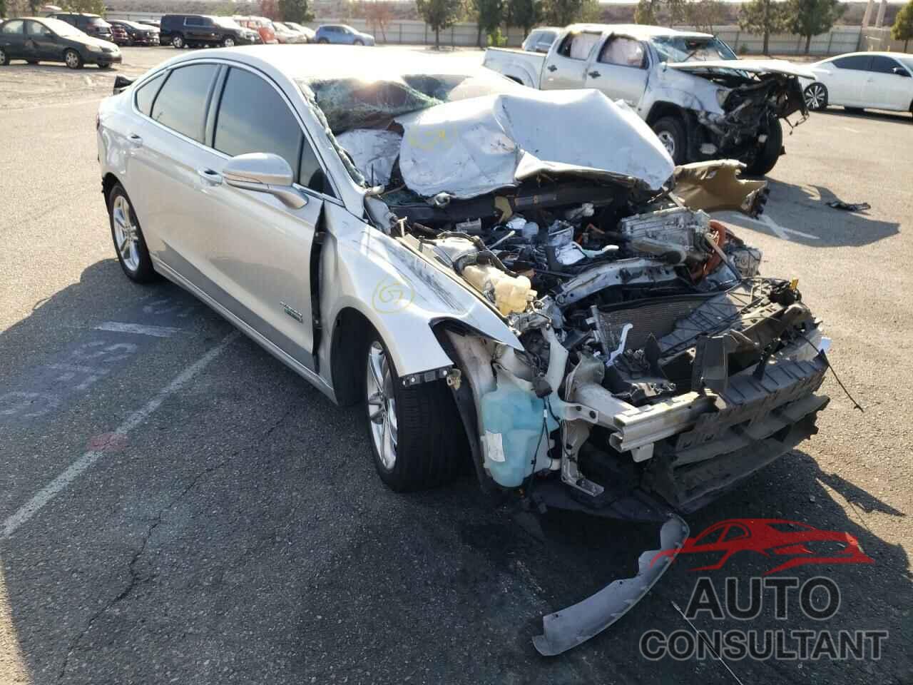 FORD FUSION 2016 - 3FA6P0SU2GR305537