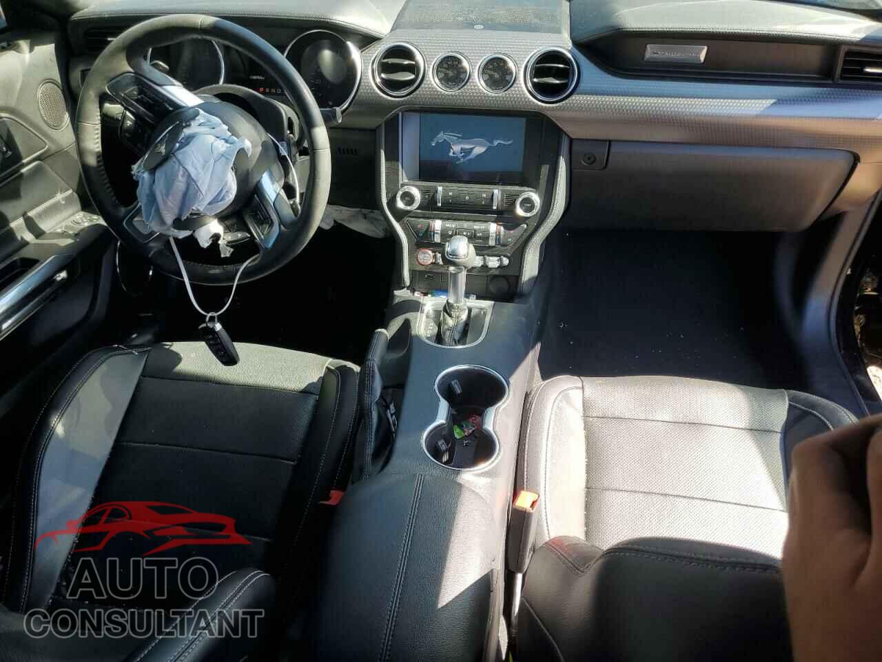 FORD MUSTANG 2022 - 1FA6P8CF4N5111672