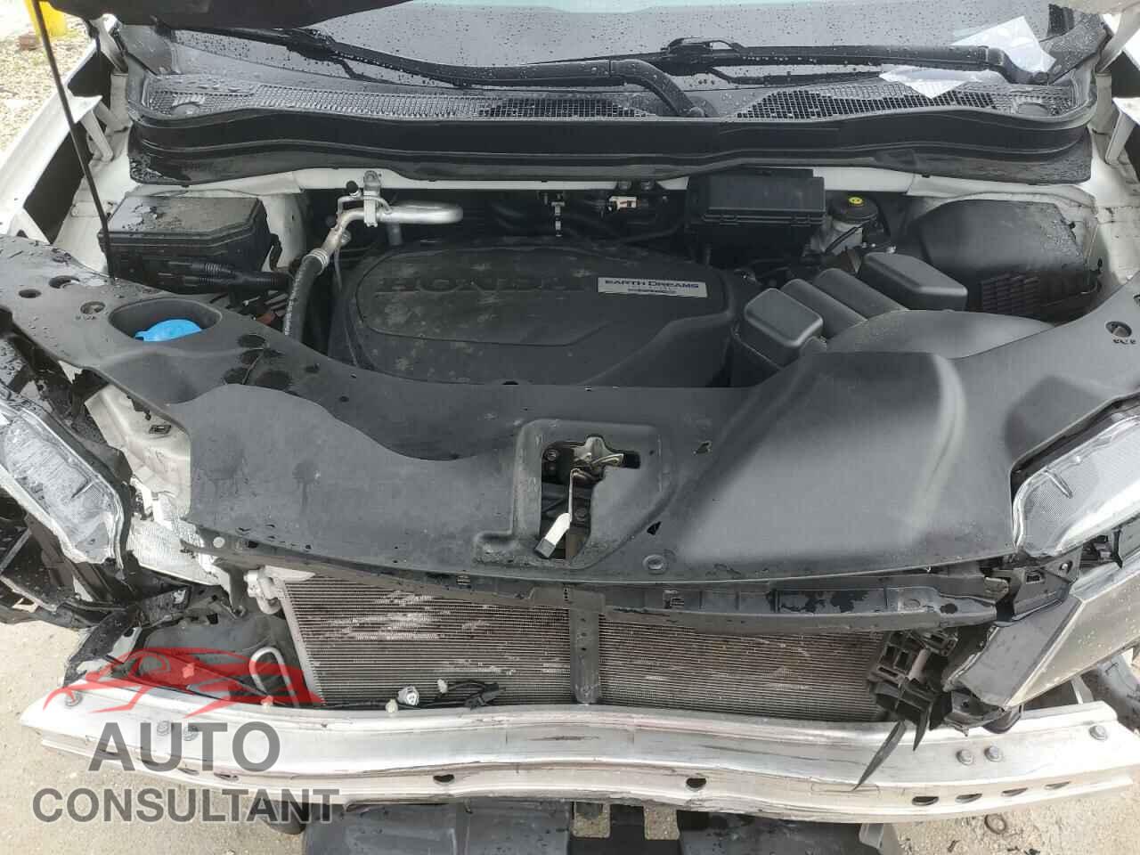 HONDA PILOT 2017 - 5FNYF5H33HB018731