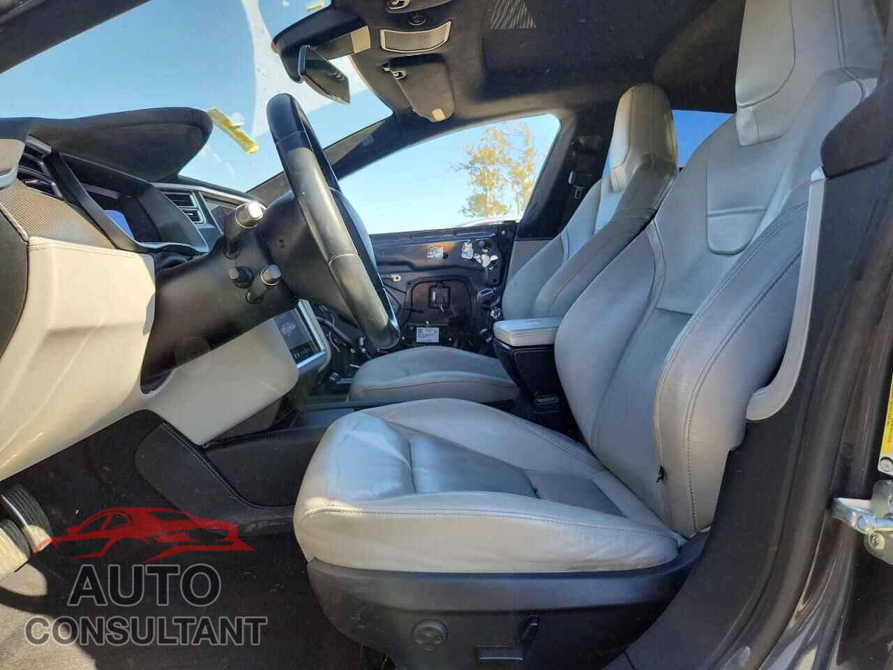 TESLA MODEL S 2016 - 5YJSA1E27GF131444