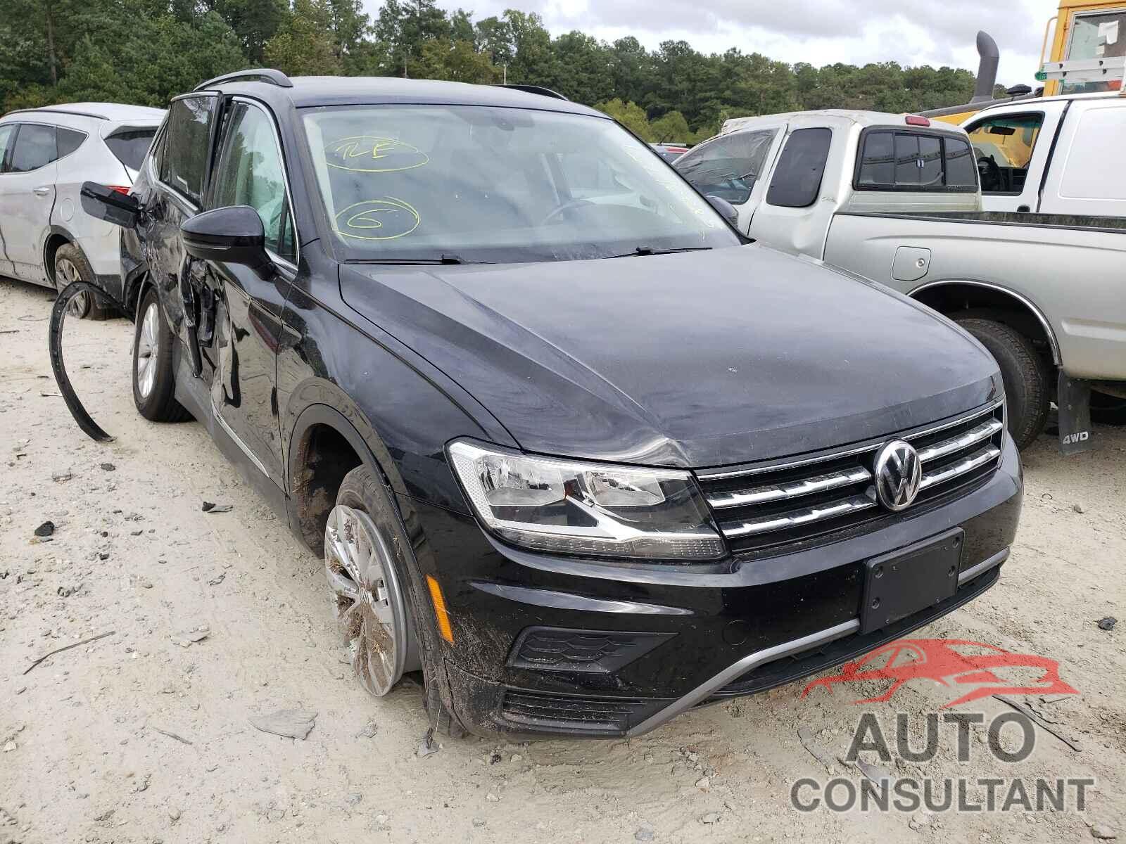 VOLKSWAGEN TIGUAN 2018 - 3VV3B7AX4JM075294