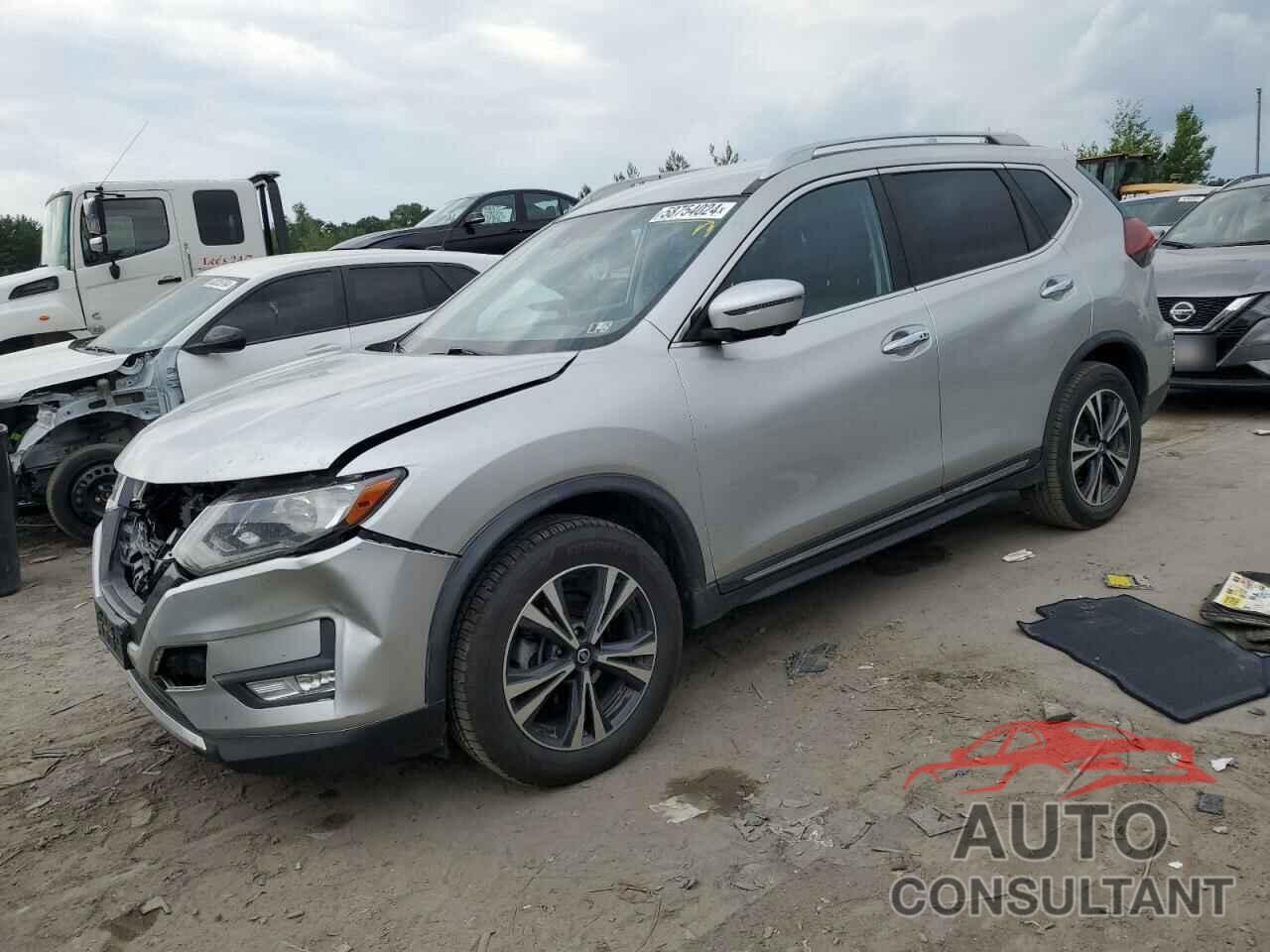 NISSAN ROGUE 2018 - JN8AT2MV7JW318617