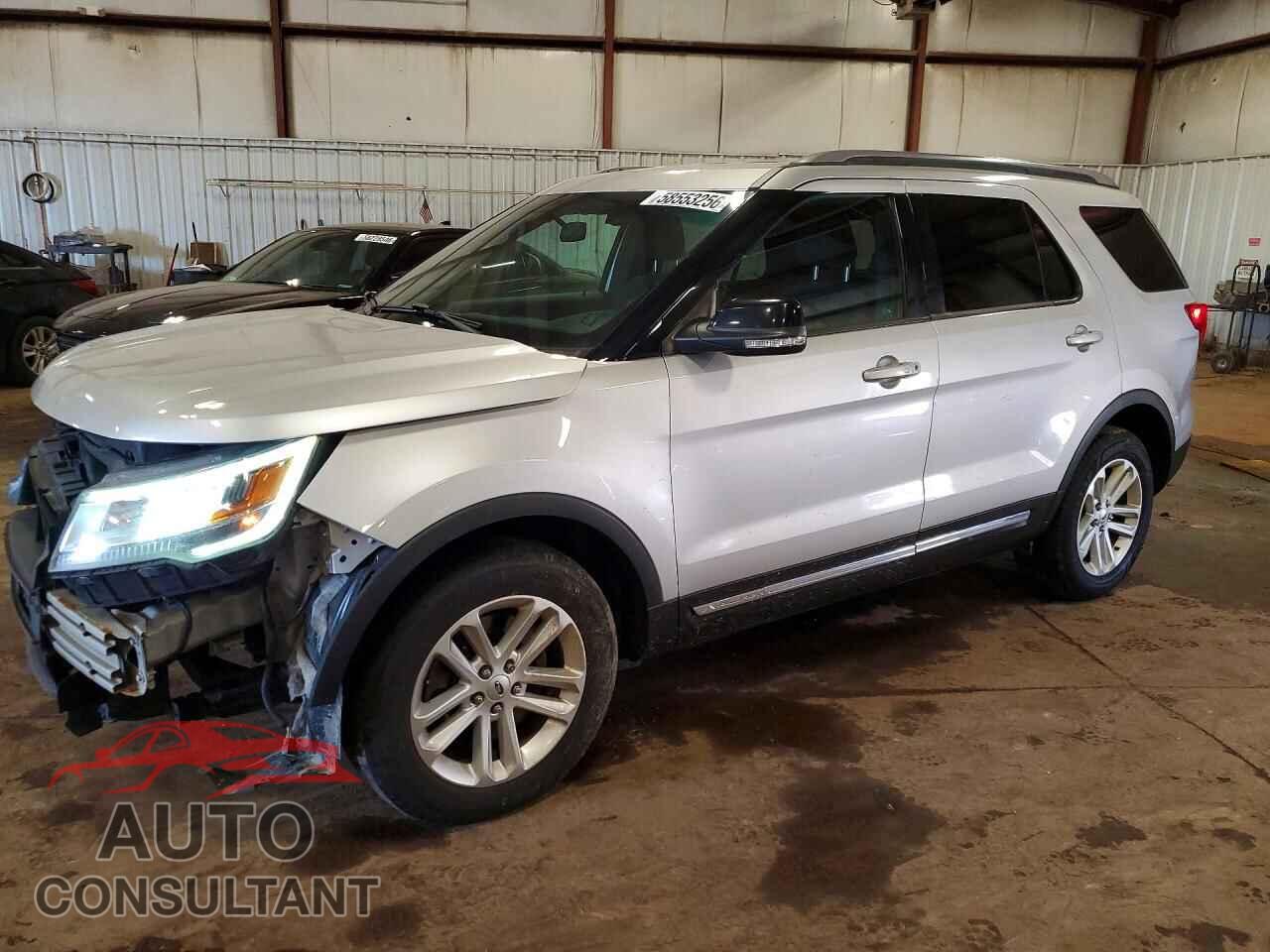 FORD EXPLORER 2017 - 1FM5K7D80HGA41851