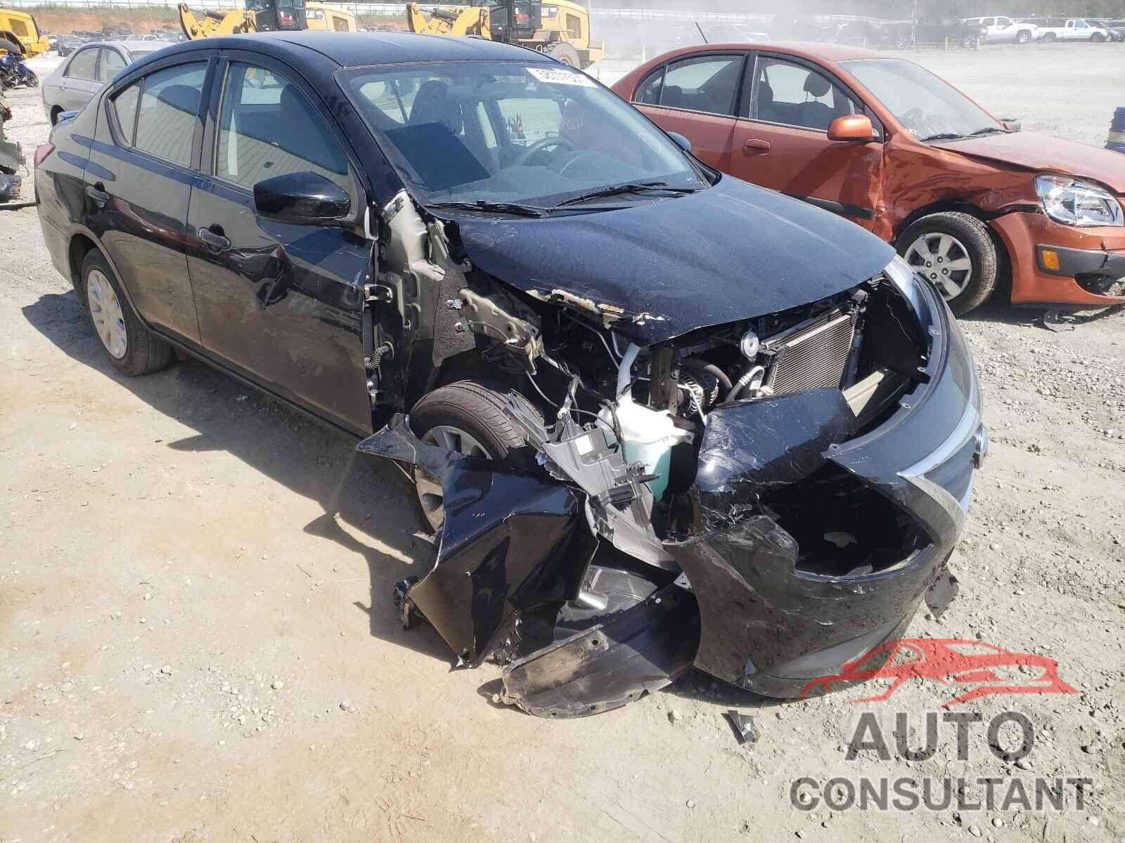 NISSAN VERSA 2018 - 3N1CN7AP9JL809801