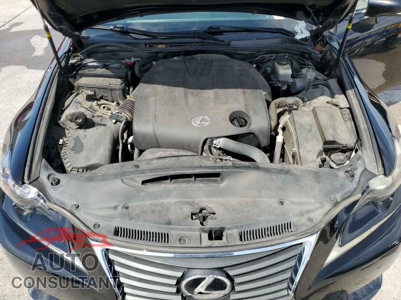 LEXUS IS 2014 - JTHBF1D23E5030501