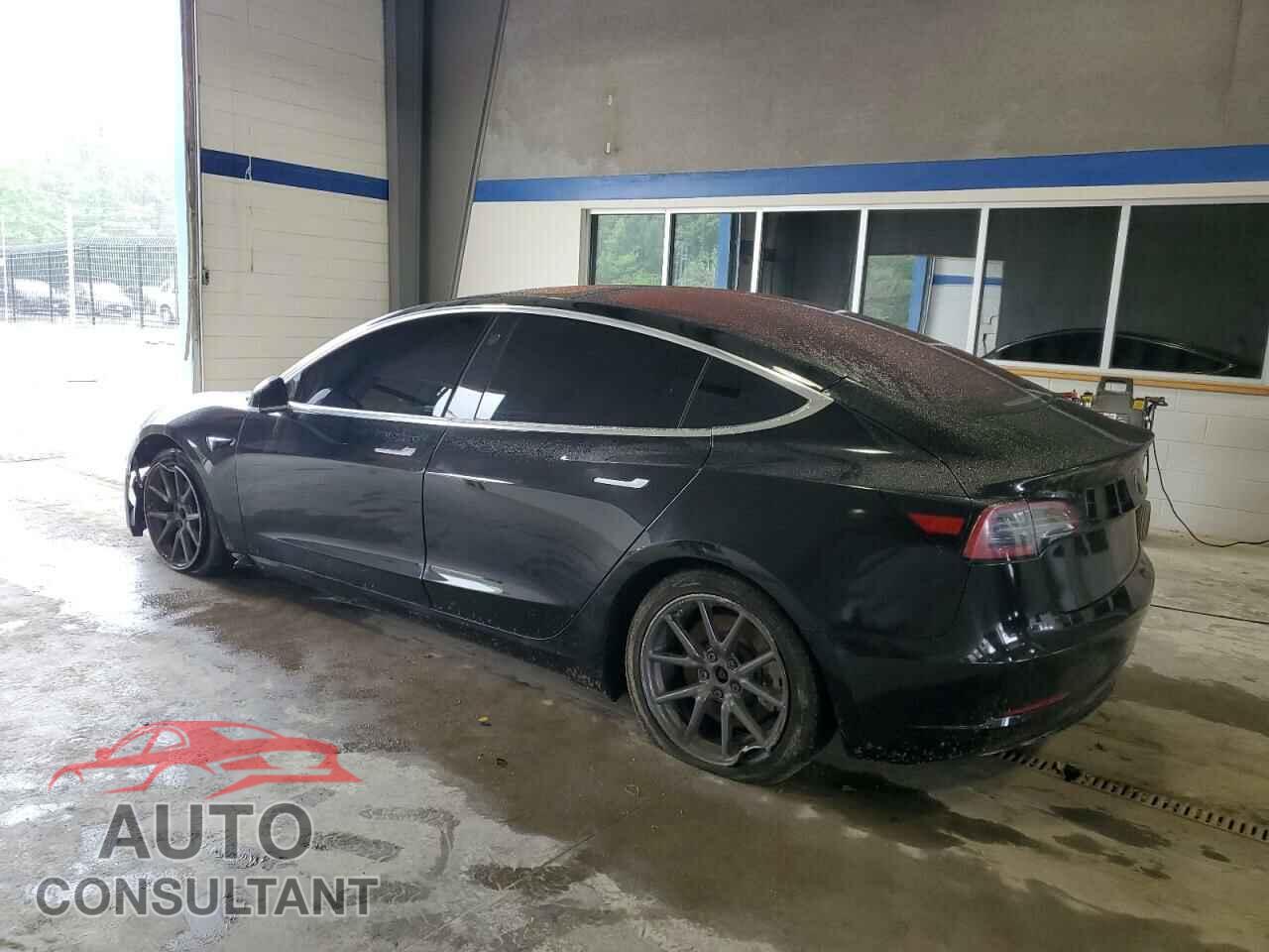 TESLA MODEL 3 2018 - 5YJ3E1EA3JF020803