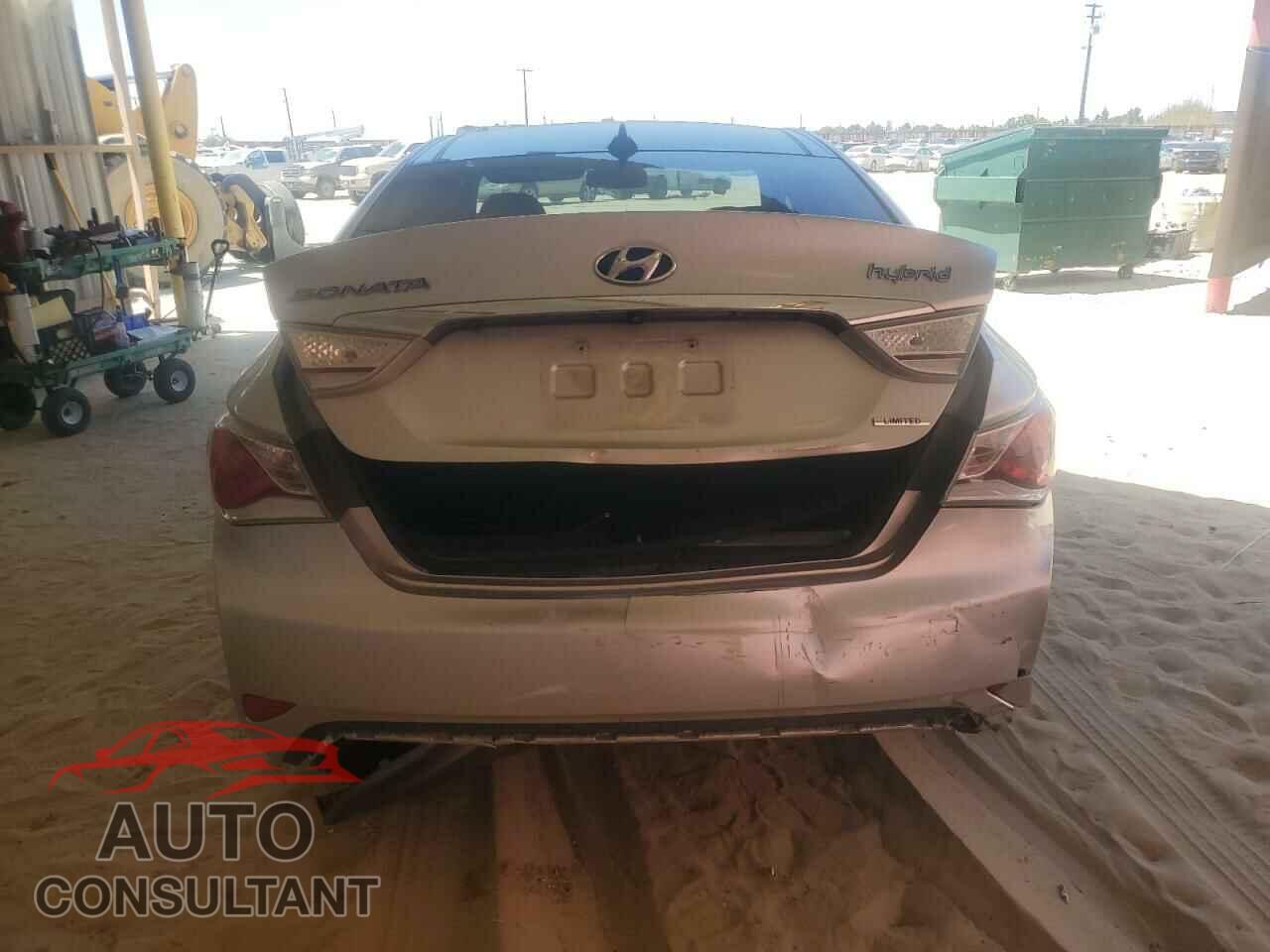 HYUNDAI SONATA 2013 - KMHEC4A48DA064594