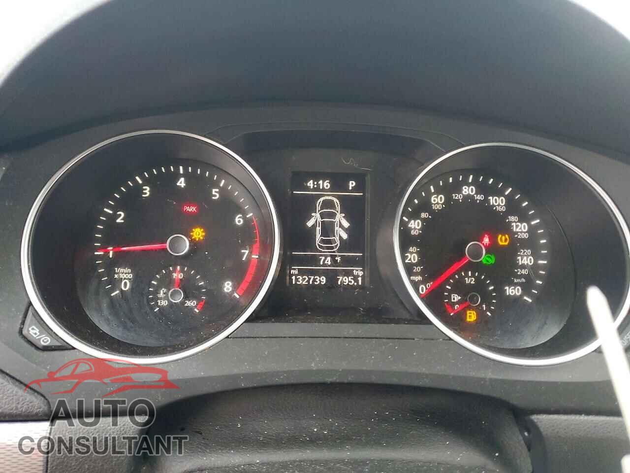 VOLKSWAGEN JETTA 2017 - 3VWDB7AJ8HM384692