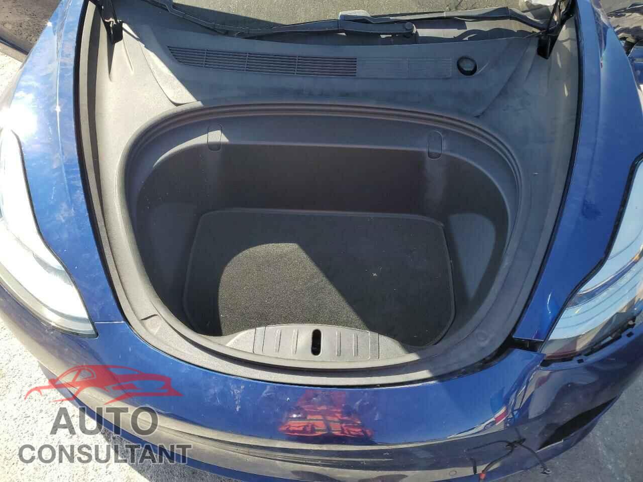 TESLA MODEL 3 2019 - 5YJ3E1EB9KF199990