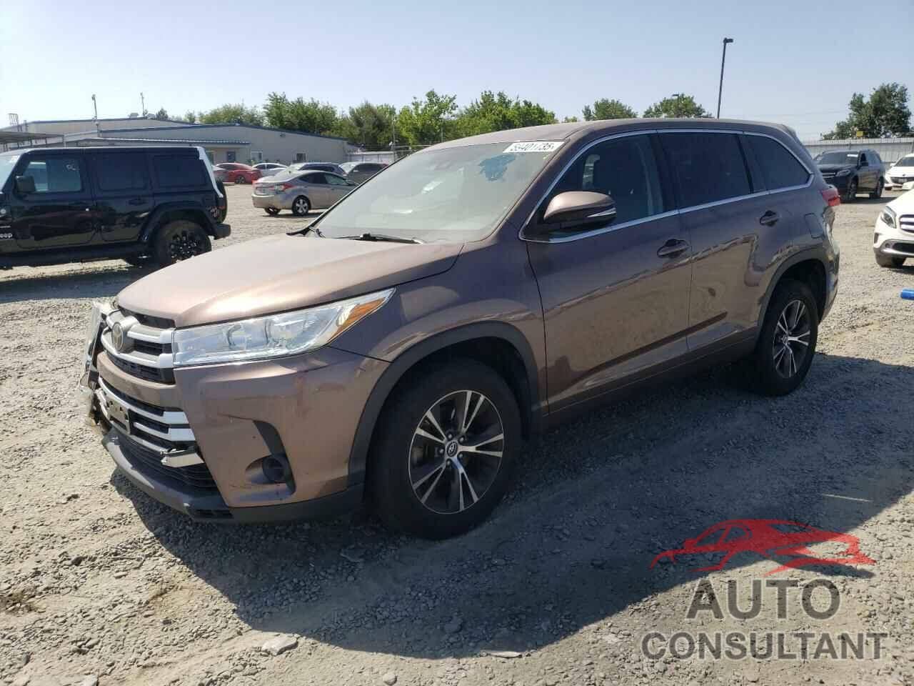 TOYOTA HIGHLANDER 2017 - 5TDZARFH5HS028648