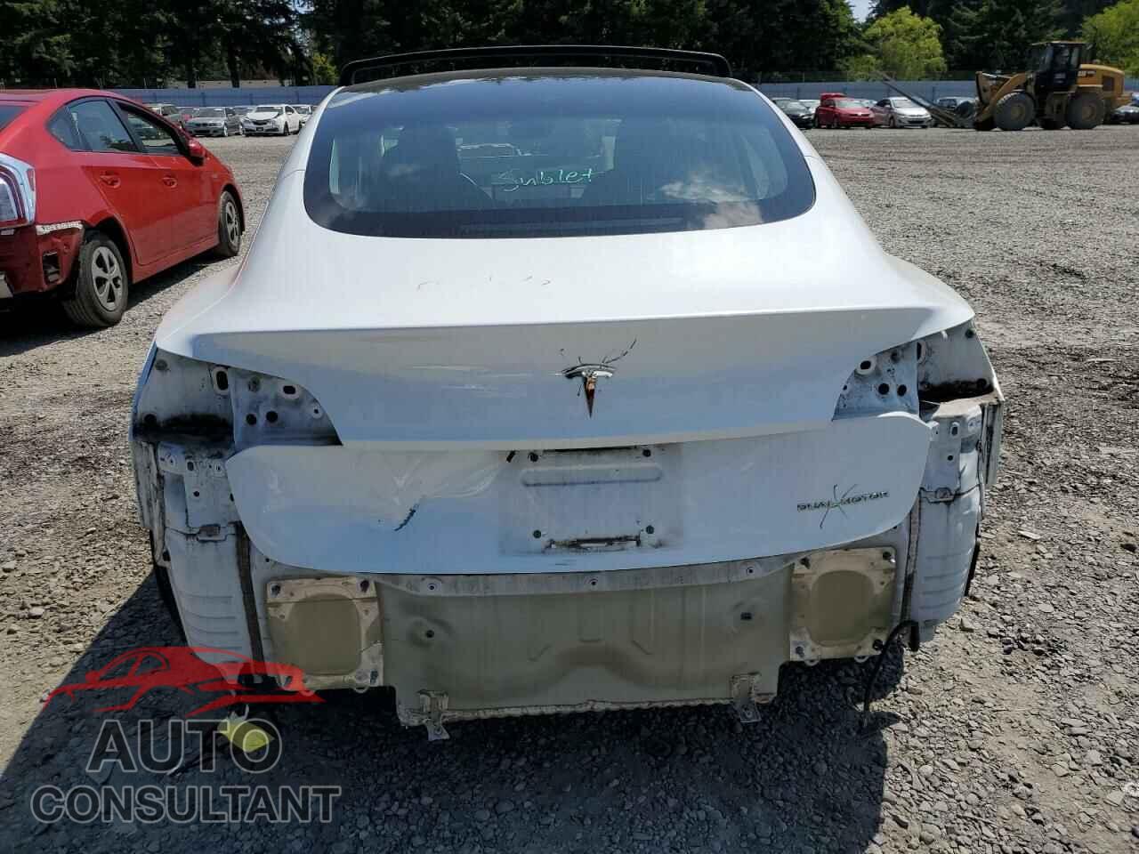 TESLA MODEL 3 2018 - 5YJ3E1EB5JF115632
