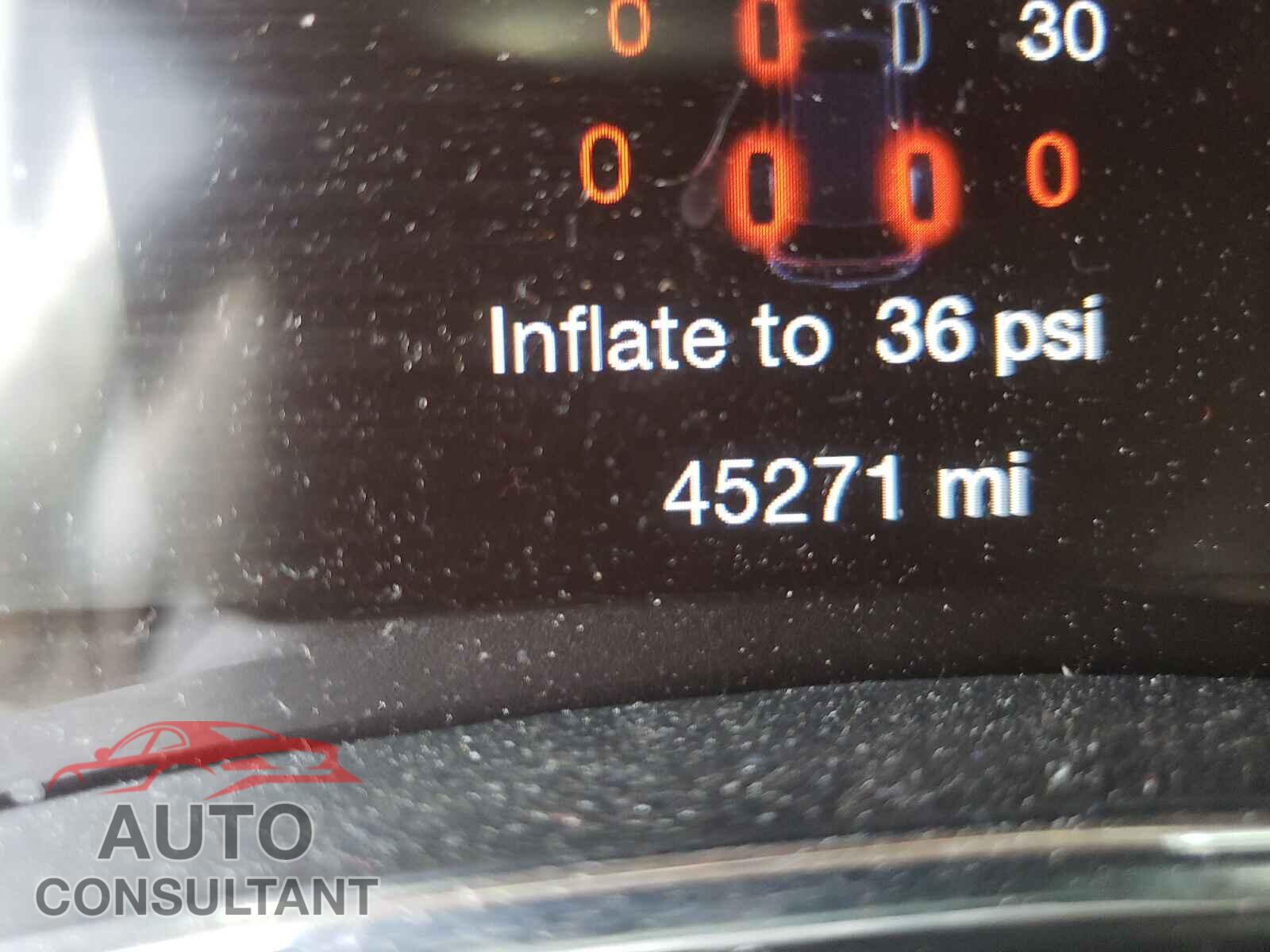 DODGE DURANGO 2018 - 1C4RDHAG9JC490234