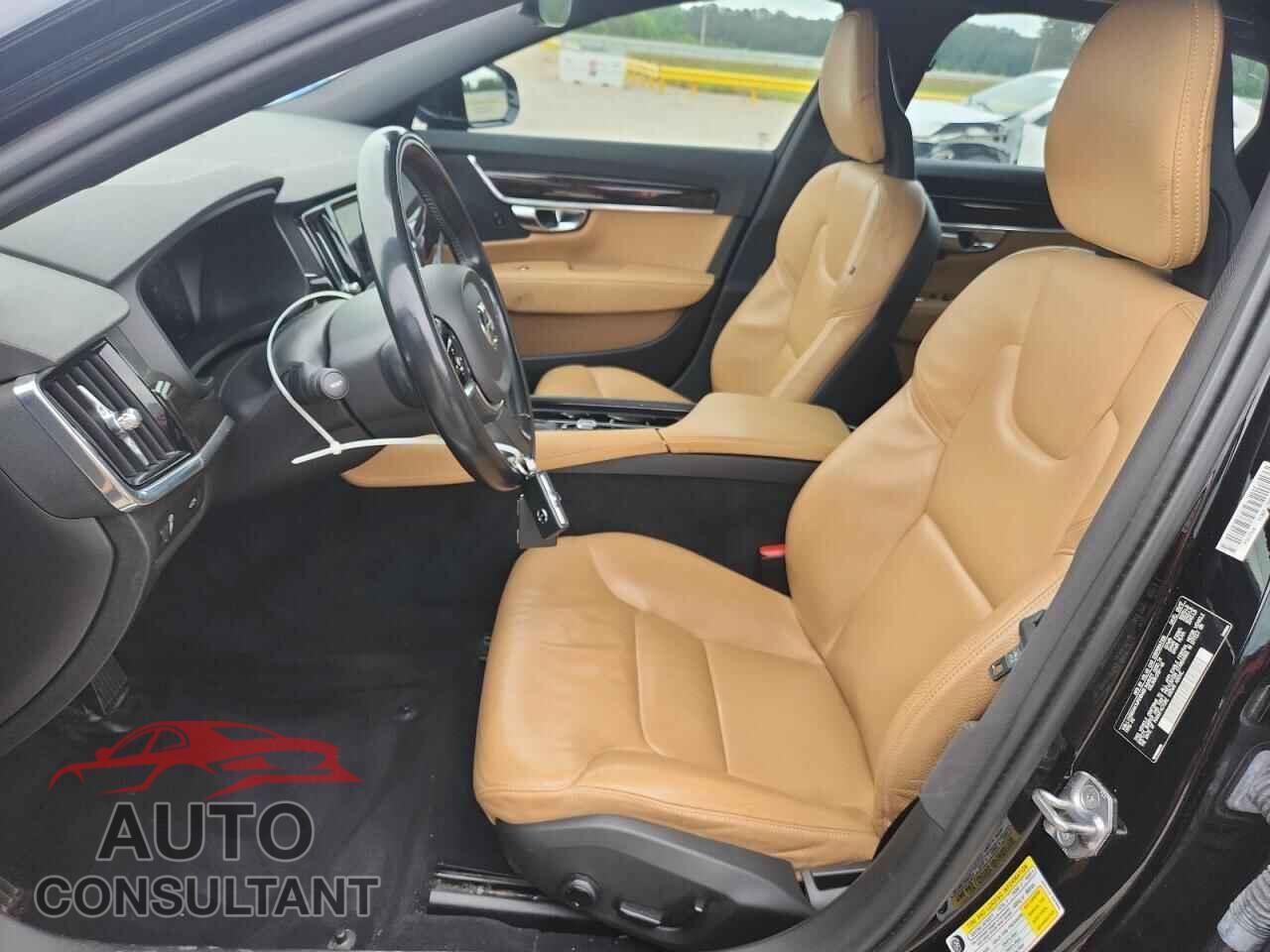 VOLVO S90 2018 - LVY982AK1JP018469