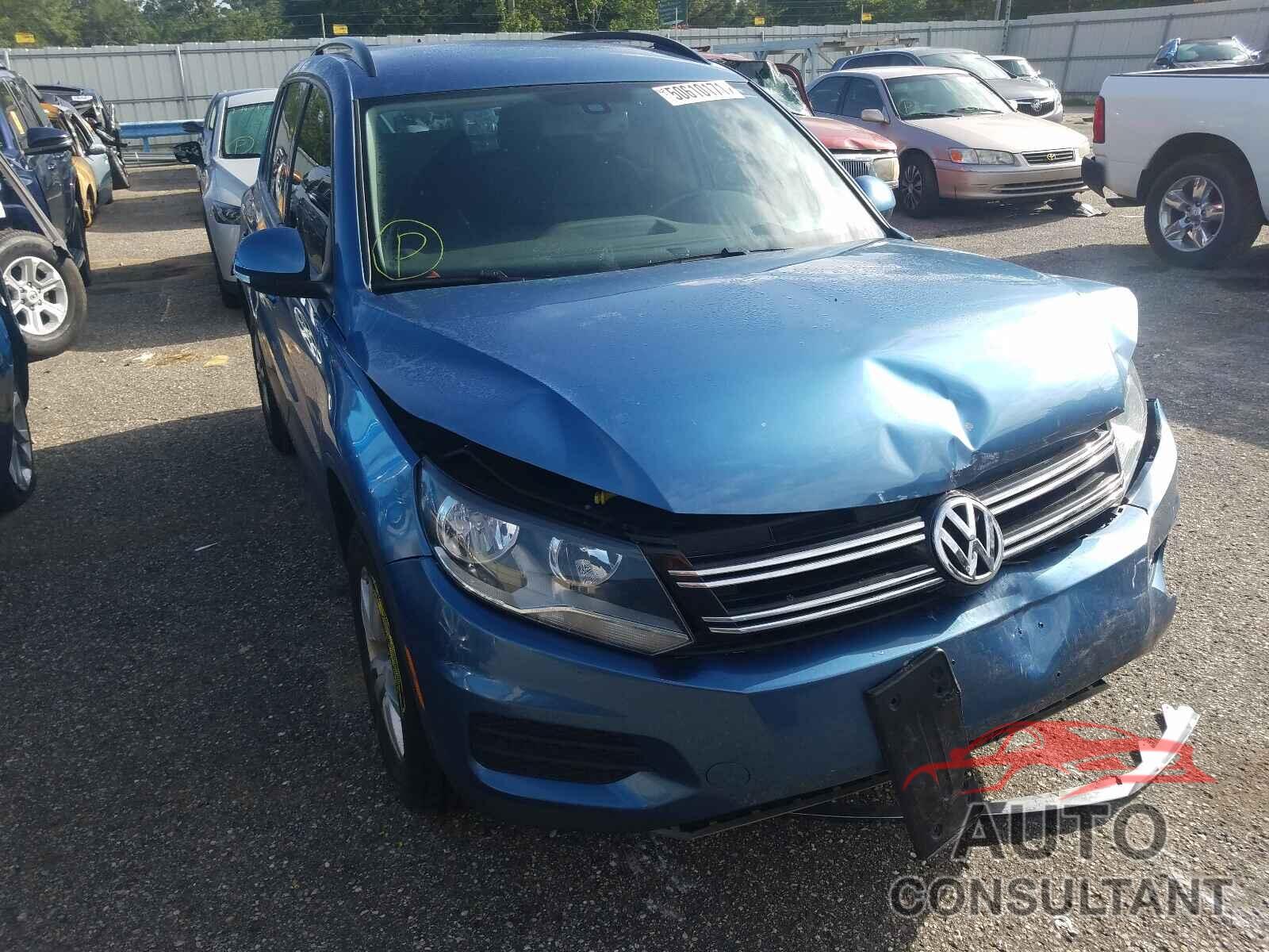 VOLKSWAGEN TIGUAN 2017 - WVGBV7AX9HW505375