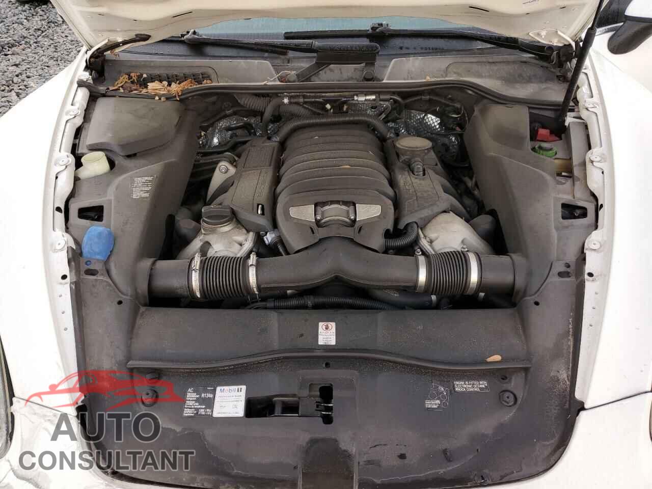 PORSCHE CAYENNE 2013 - WP1AB2A28DLA85229