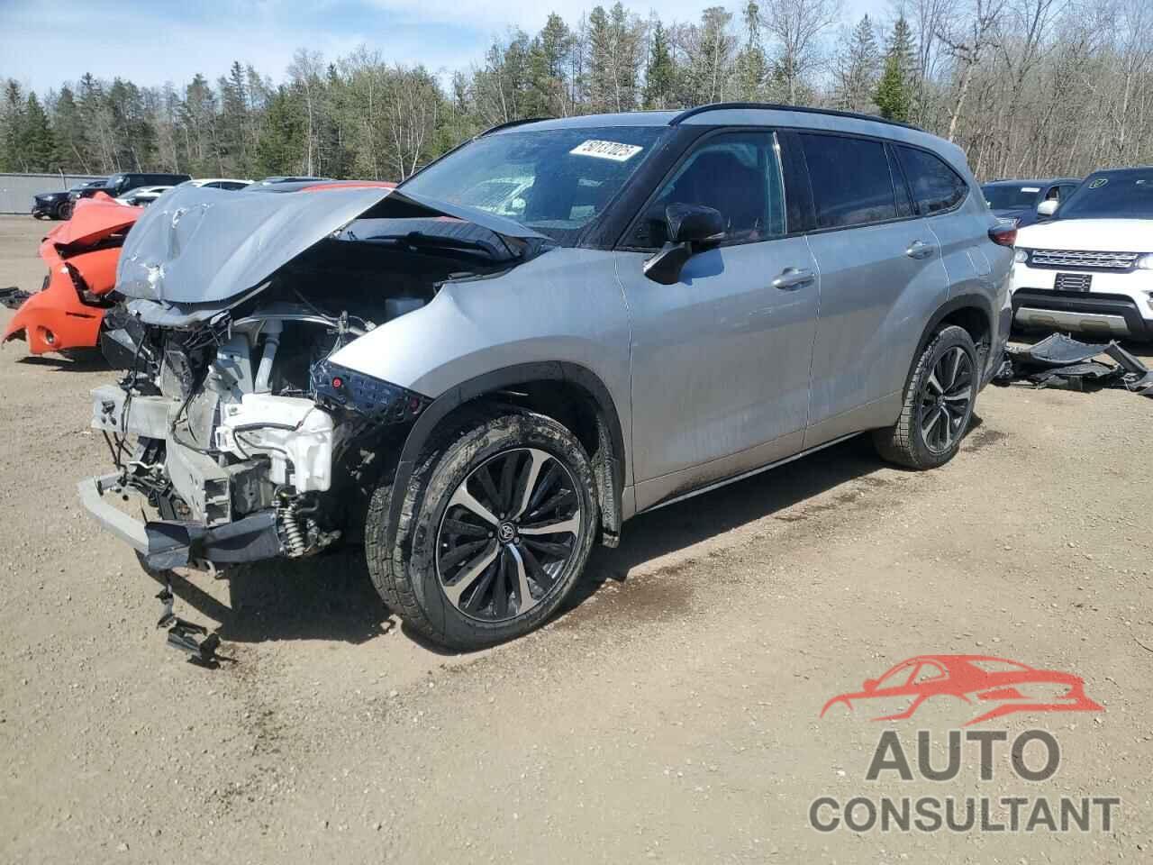 TOYOTA HIGHLANDER 2022 - 5TDLZRBH8NS251475