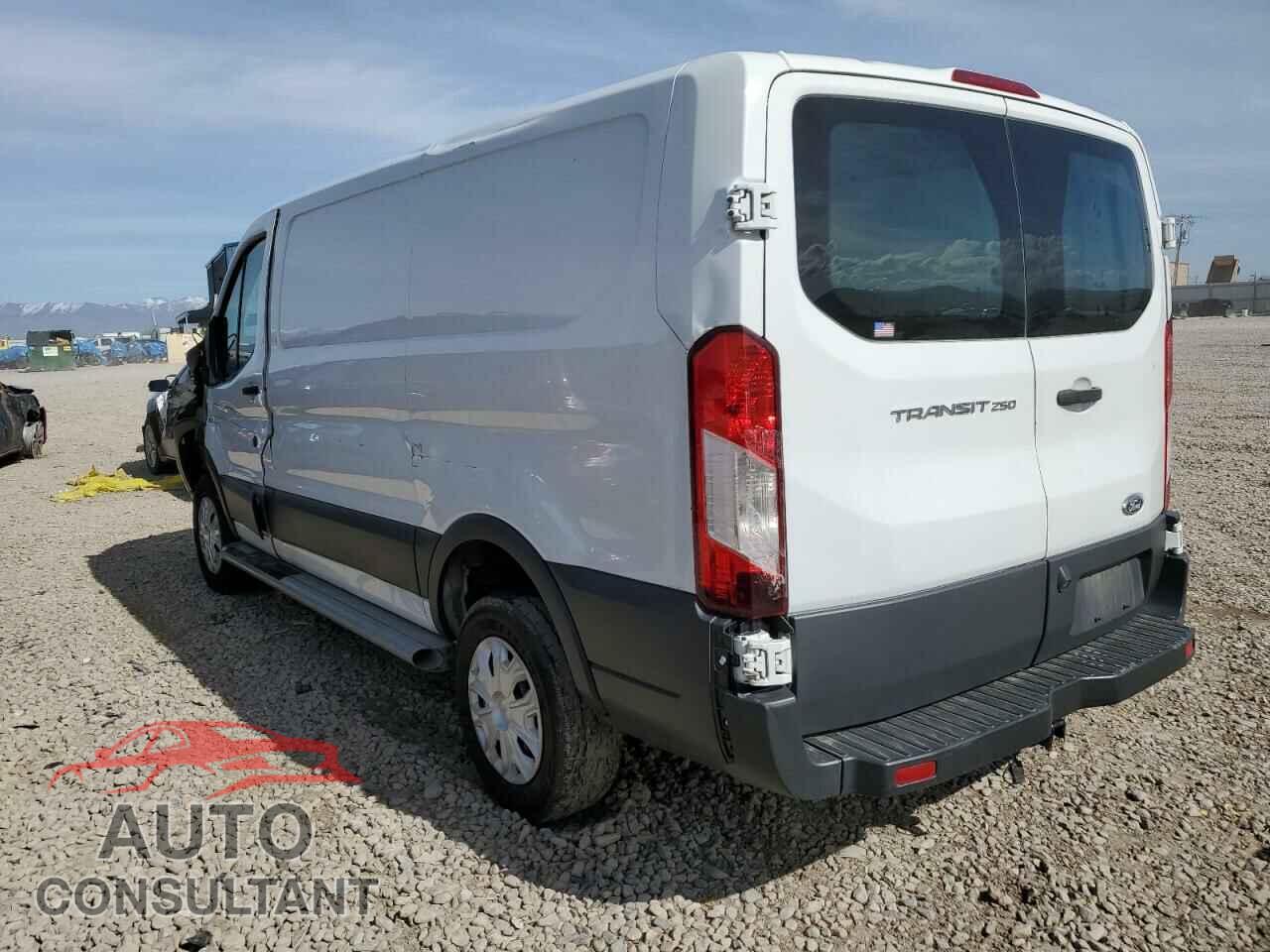 FORD TRANSIT 2016 - 1FTYR1ZM3GKA47073