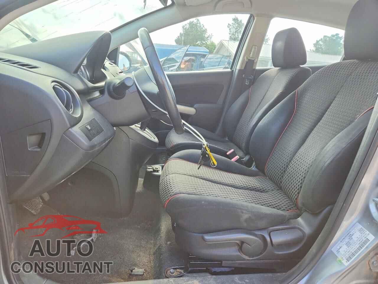 MAZDA 2 2013 - JM1DE1LY4D0161662