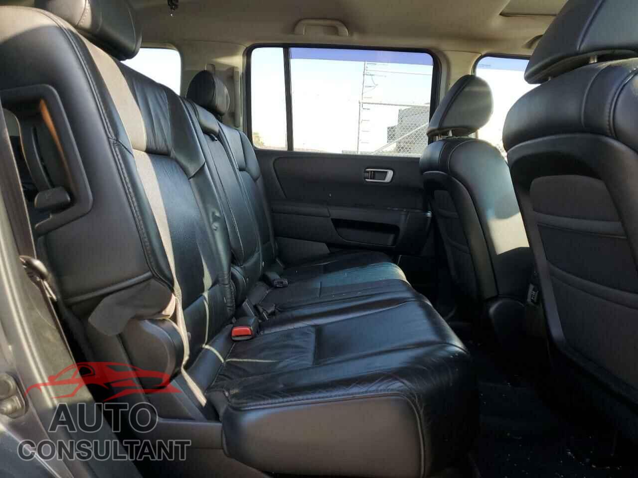 HONDA PILOT 2011 - 5FNYF4H55BB061776