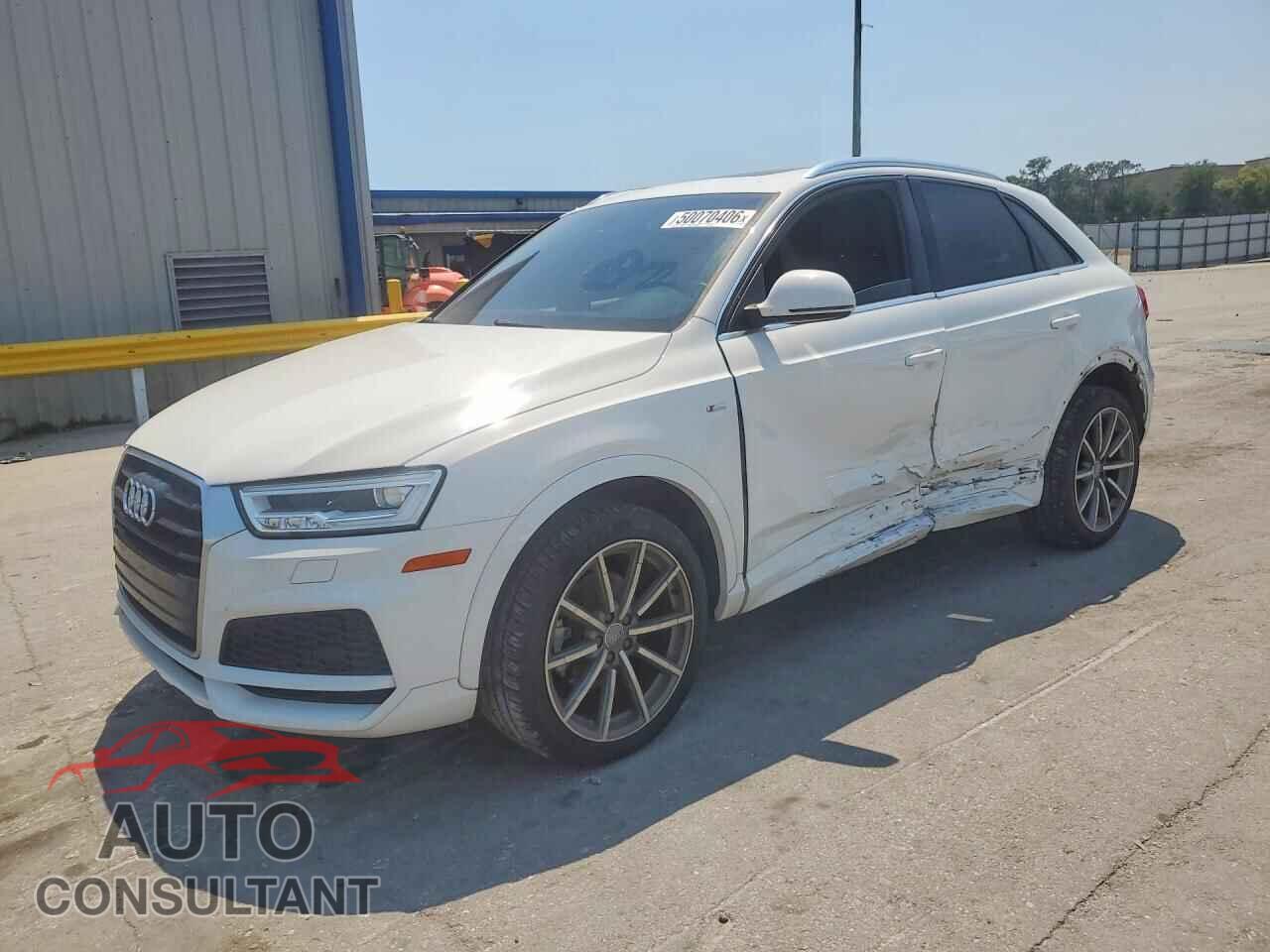 AUDI Q3 2018 - WA1HCCFS2JR031133