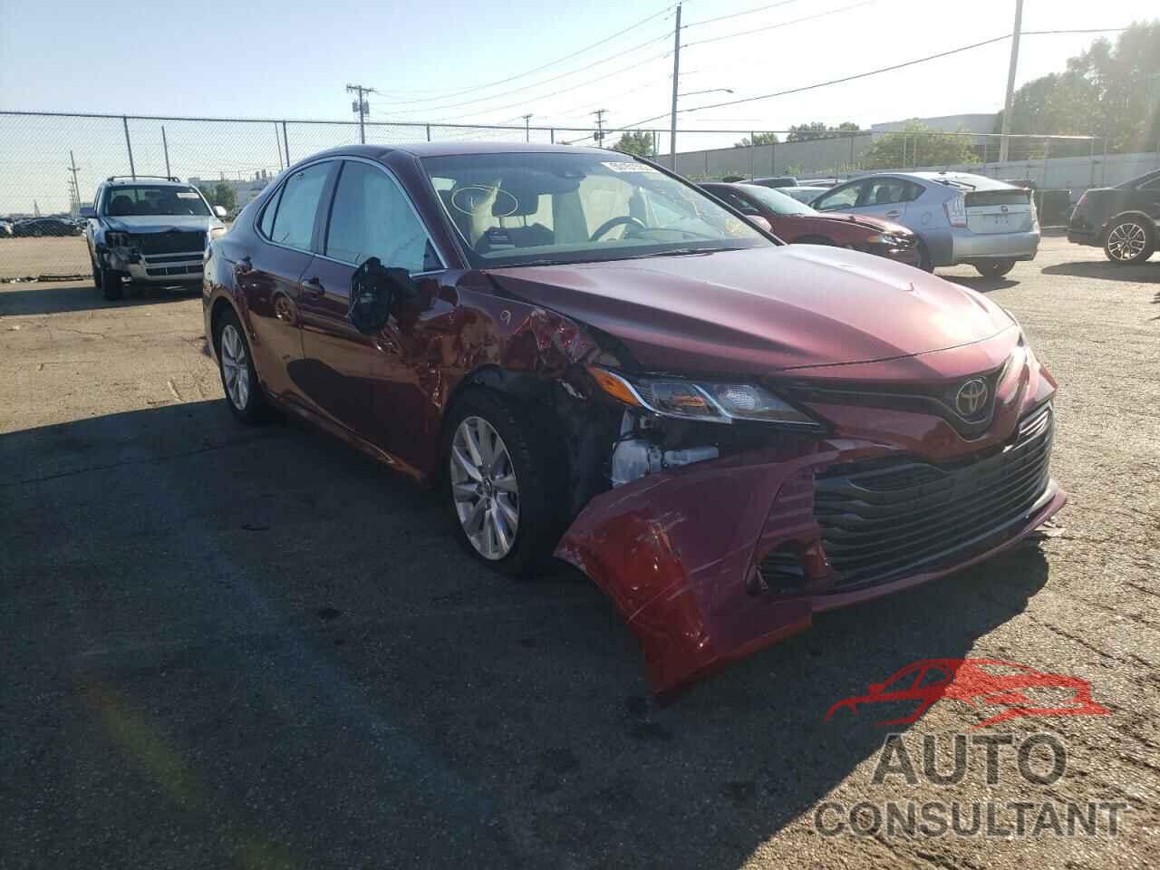 TOYOTA CAMRY 2018 - 4T1B11HK5JU616395