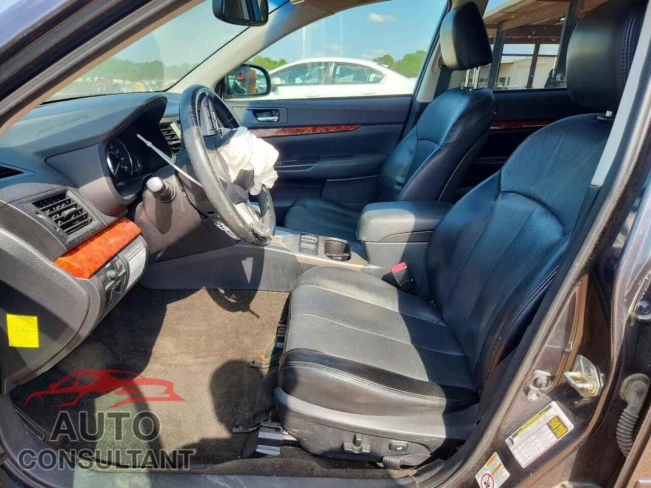 SUBARU OUTBACK 2011 - 4S4BRELC8B2411604
