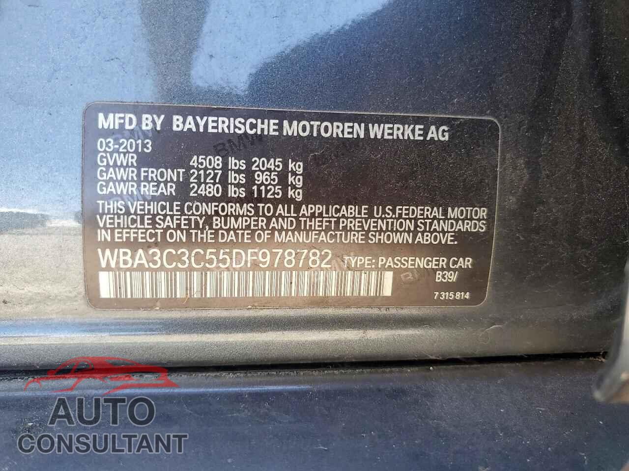 BMW 3 SERIES 2013 - WBA3C3C55DF978782