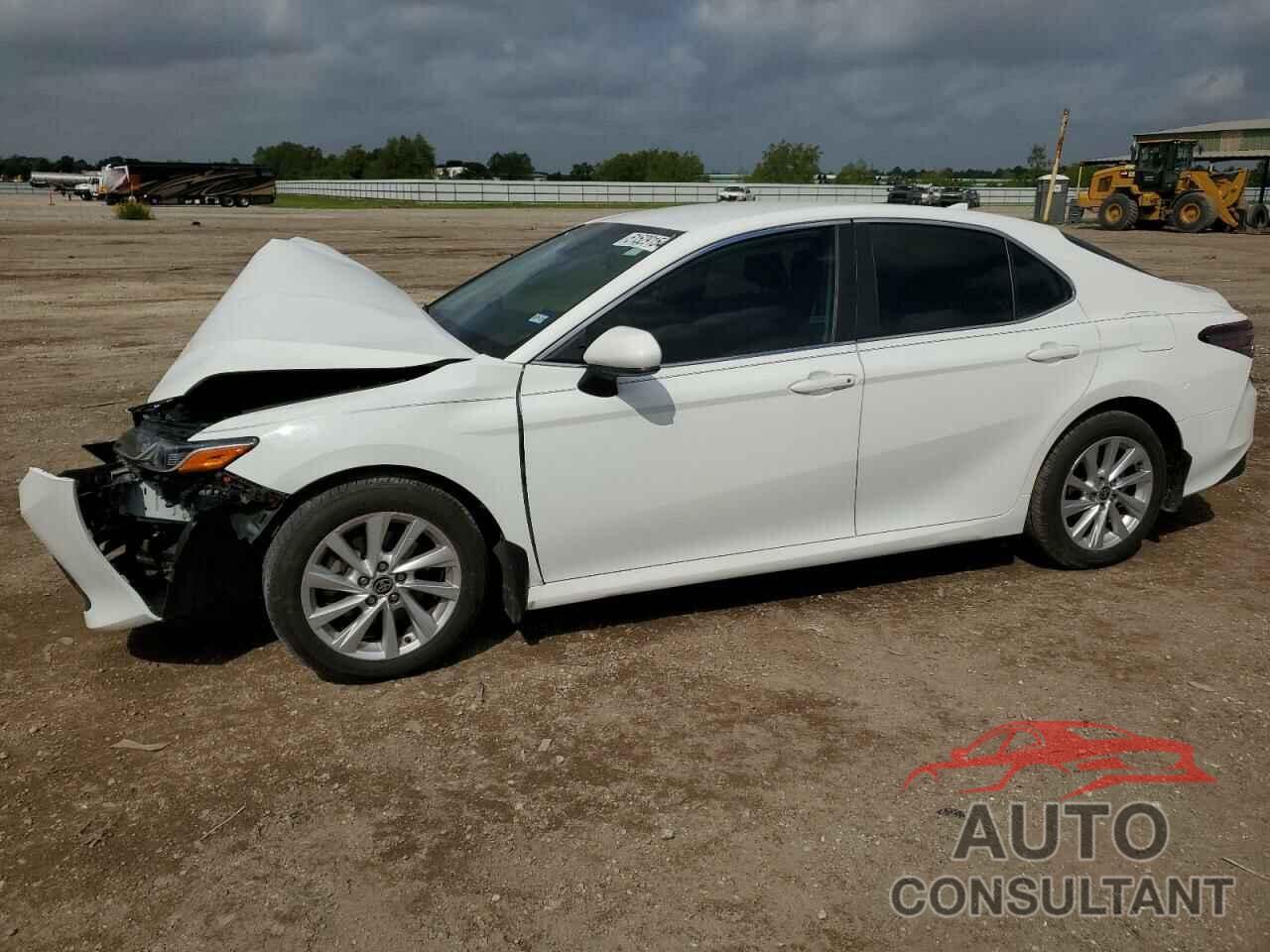 TOYOTA CAMRY 2021 - 4T1C11AK7MU451727