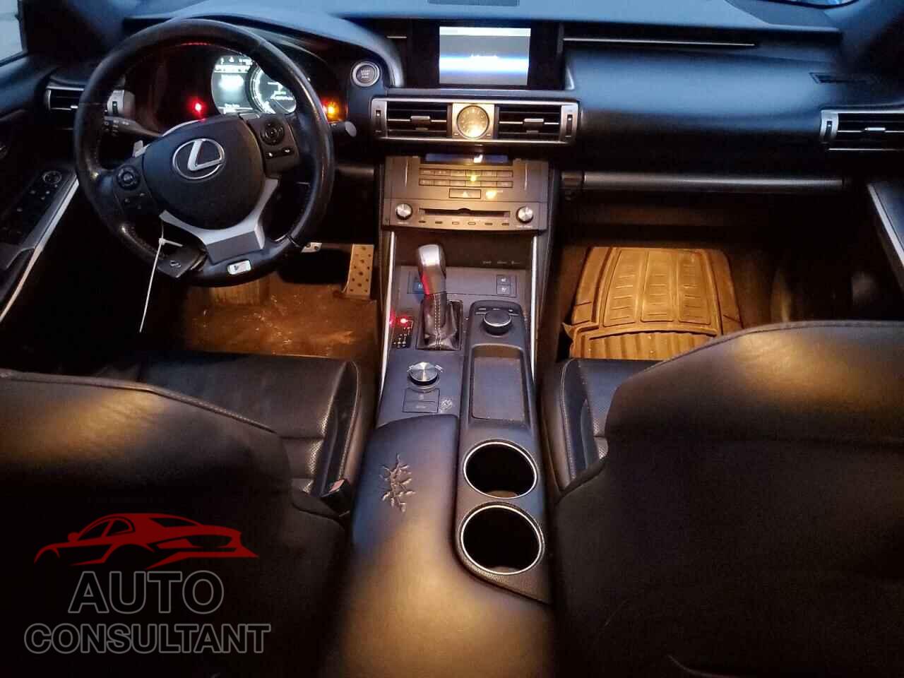 LEXUS IS 2015 - JTHBF1D25F5067115