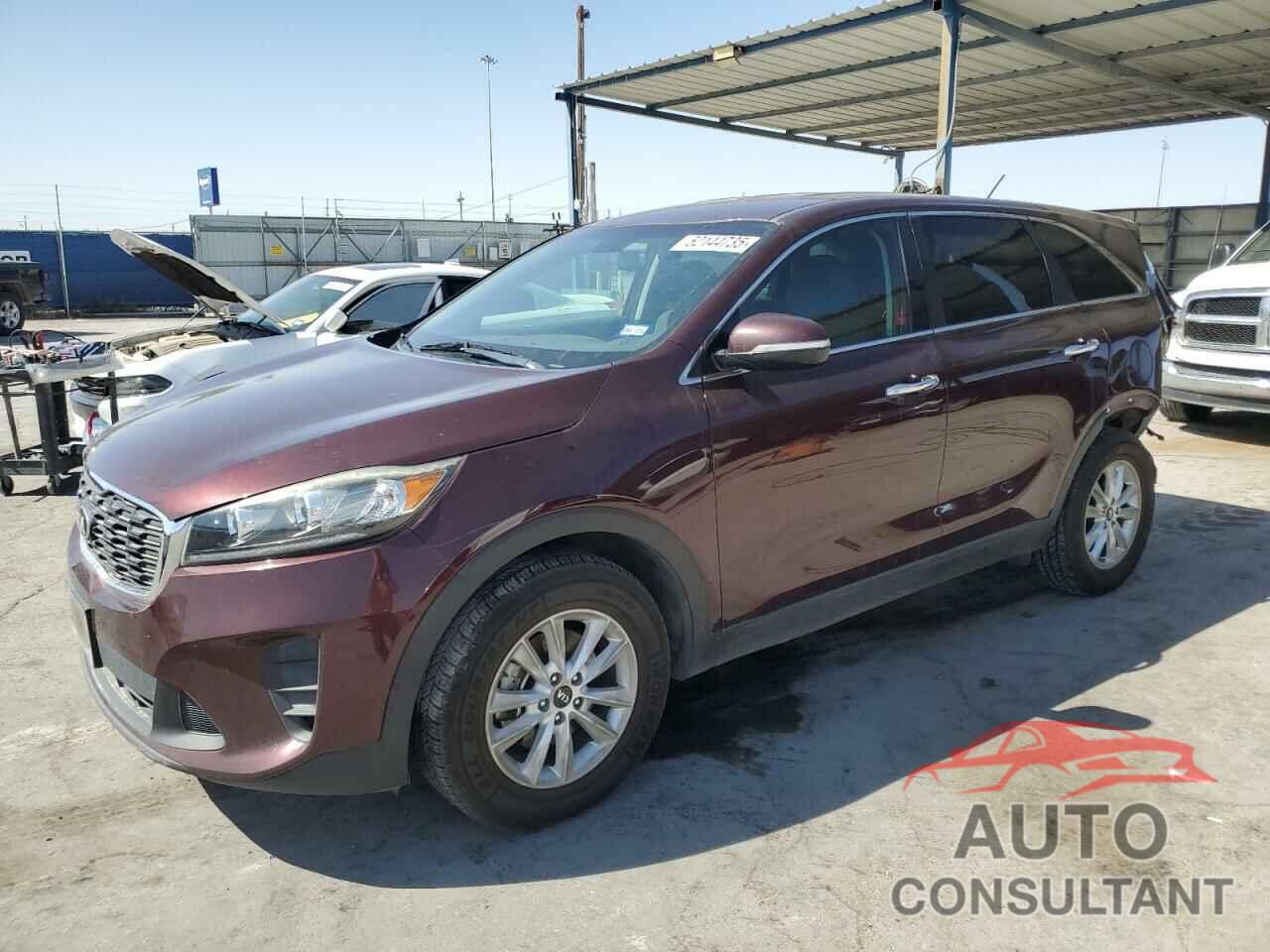 KIA SORENTO 2019 - 5XYPG4A56KG490615