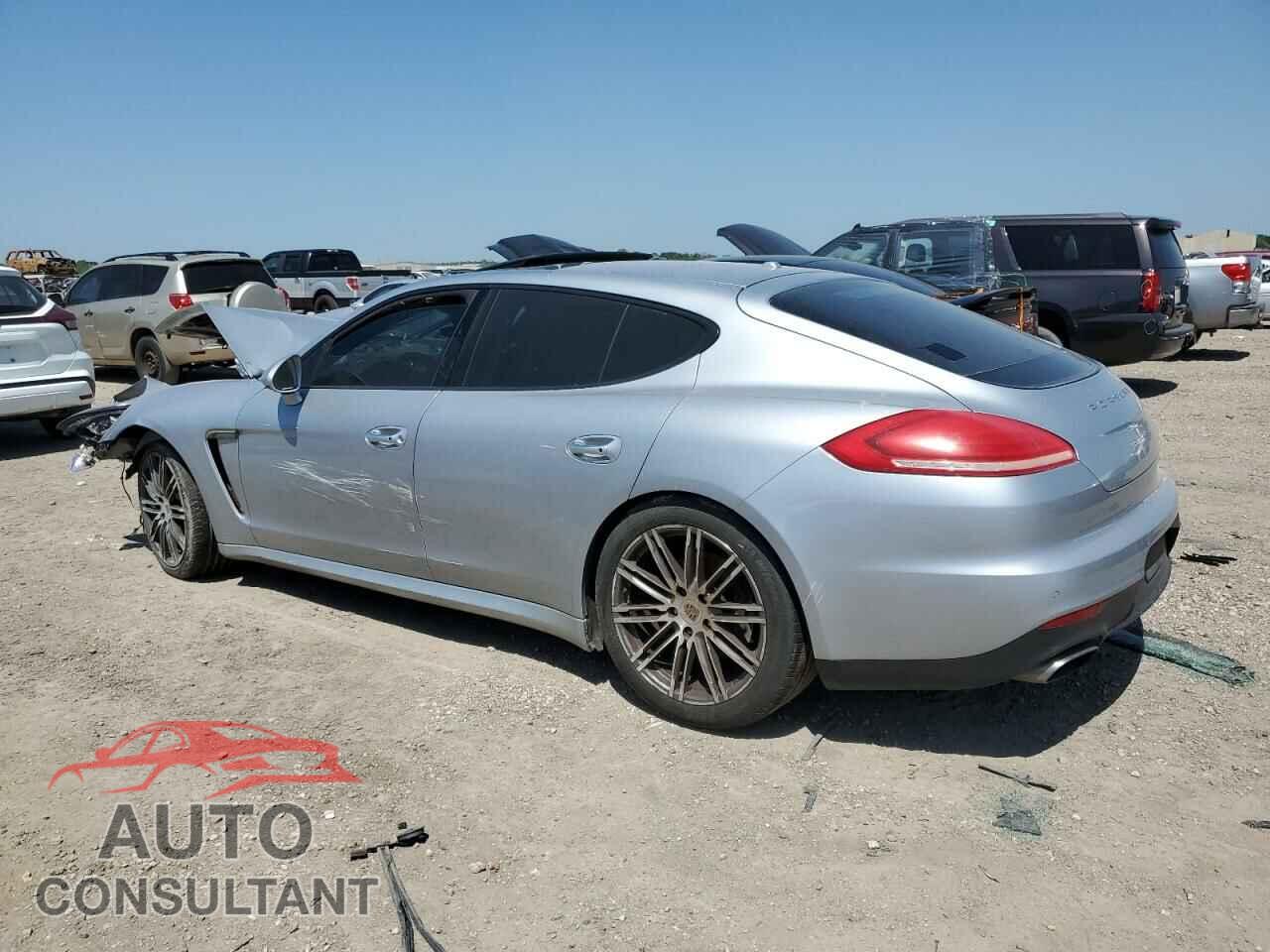 PORSCHE PANAMERA 2015 - WP0AA2A76FL005767