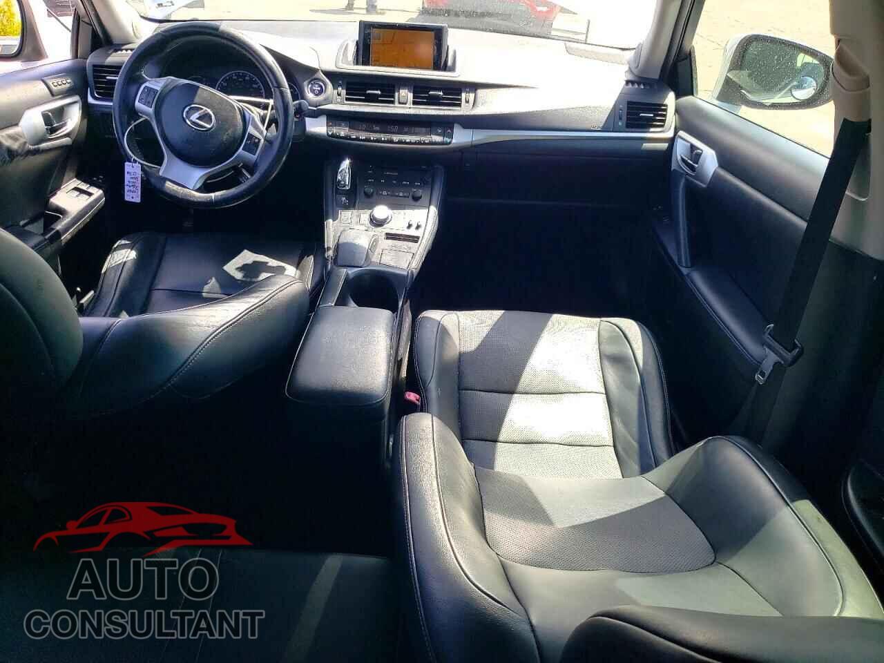 LEXUS CT 200 2012 - JTHKD5BH8C2120052