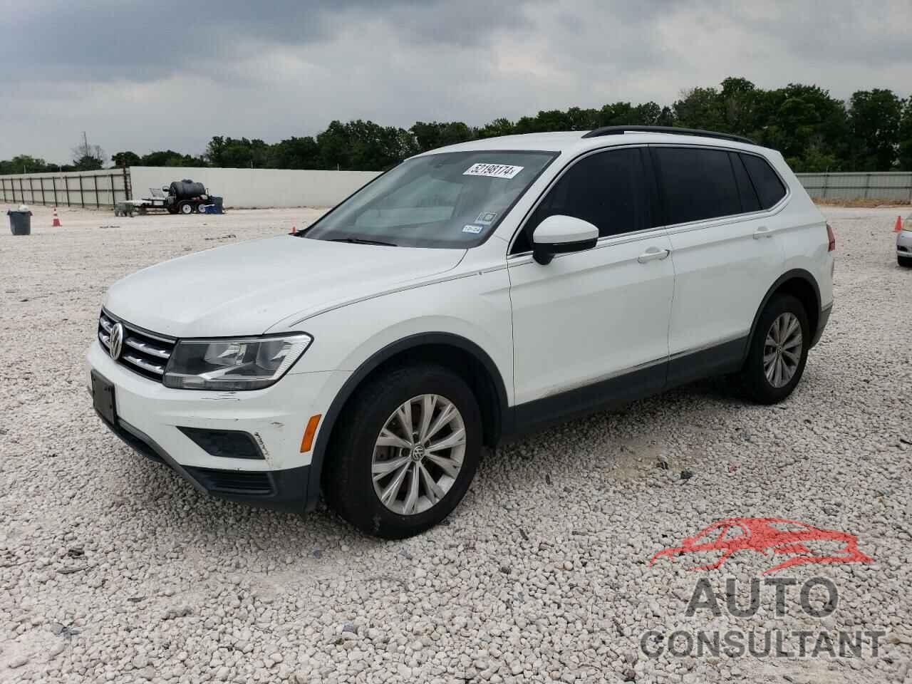 VOLKSWAGEN TIGUAN 2018 - 3VV3B7AX8JM185488