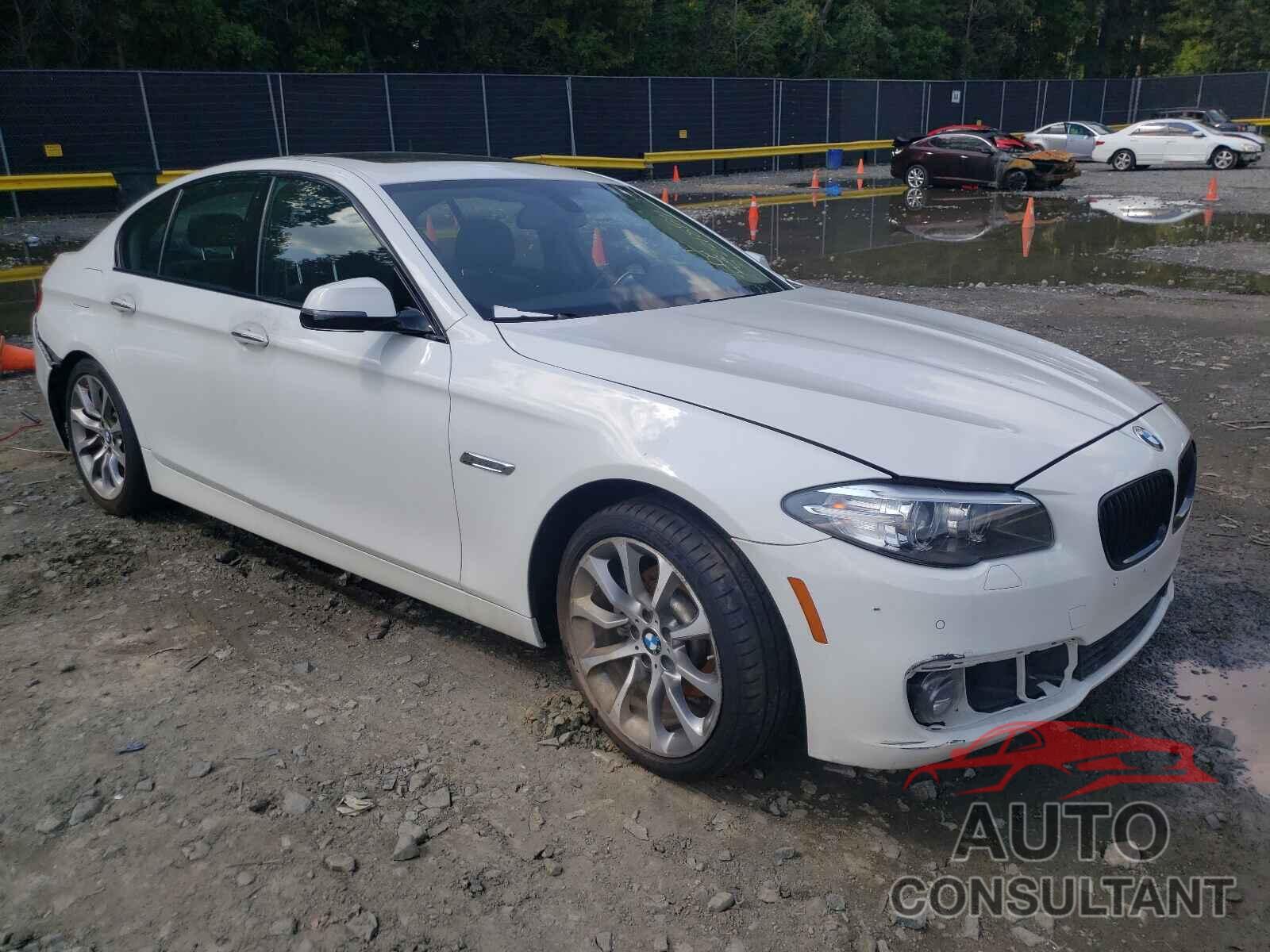 BMW 5 SERIES 2016 - WBA5A7C54GG148590