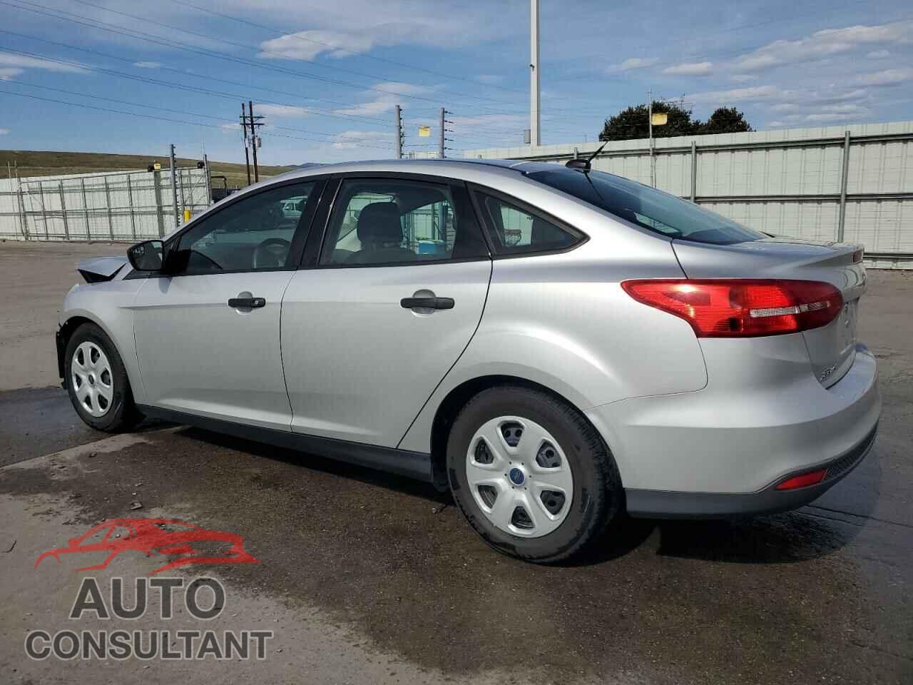 FORD FOCUS 2016 - 1FADP3E23GL228856