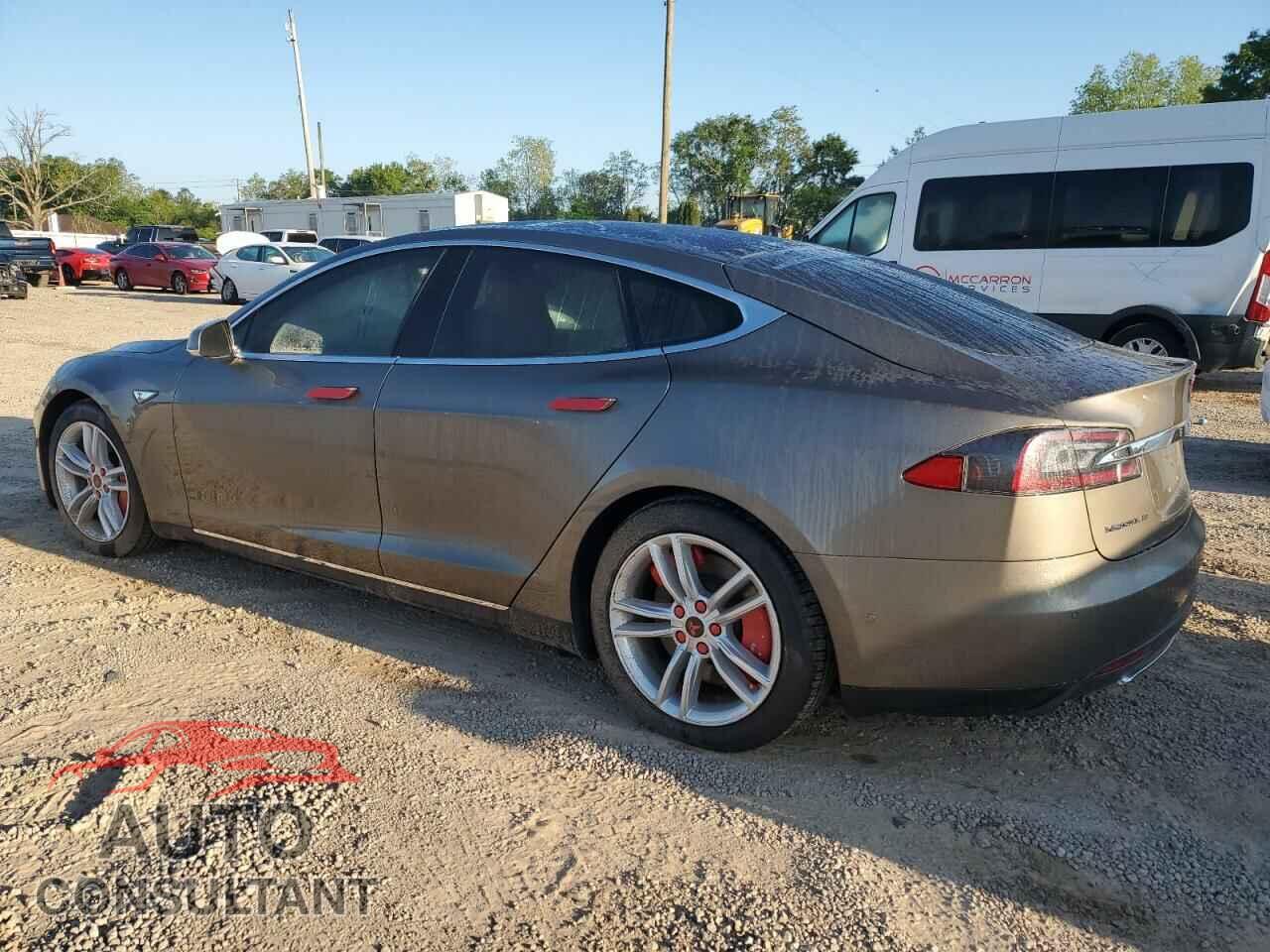 TESLA MODEL S 2015 - 5YJSA1E29FF107628