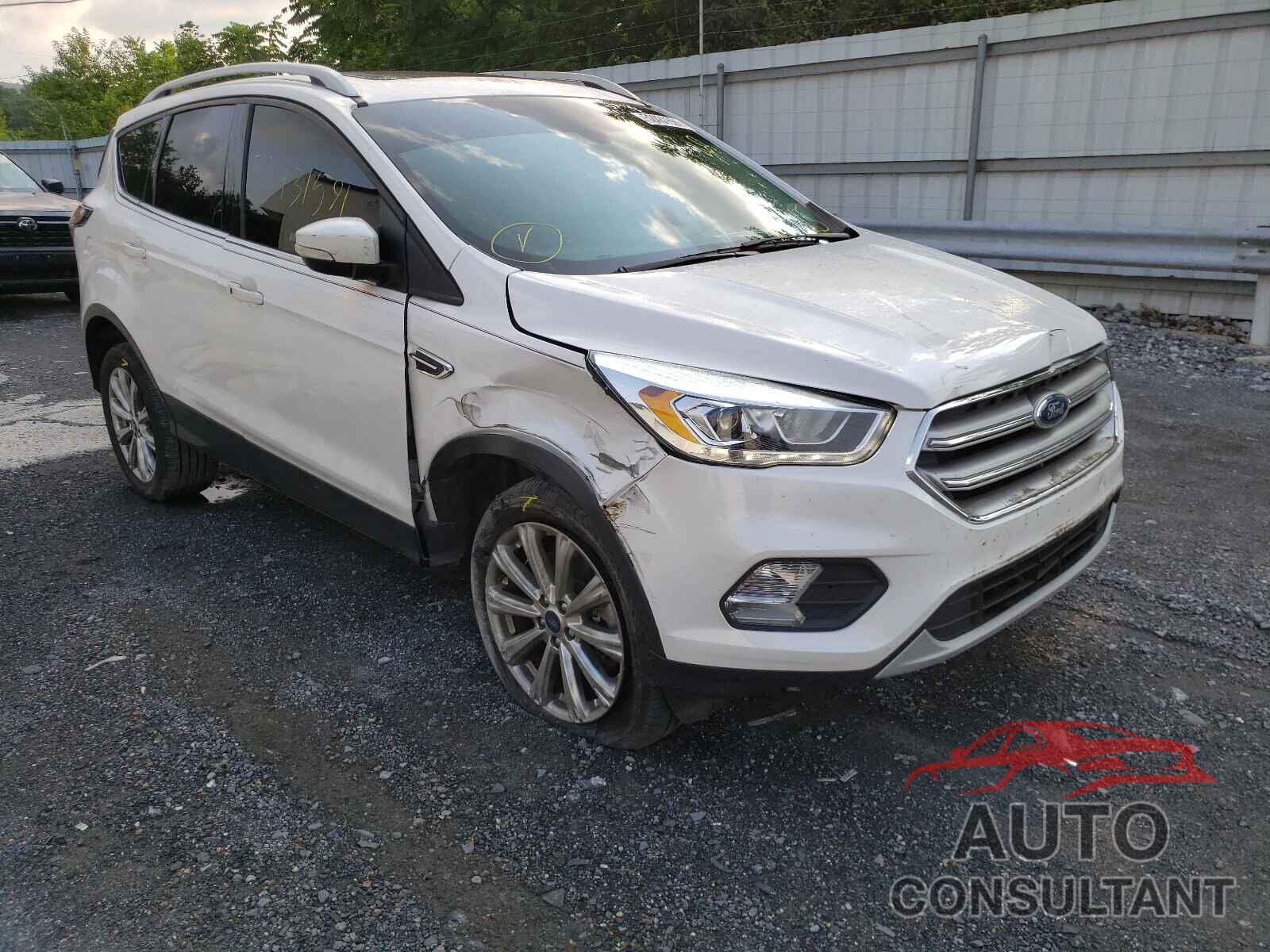 FORD ESCAPE 2017 - 1FMCU9JD4HUE83662