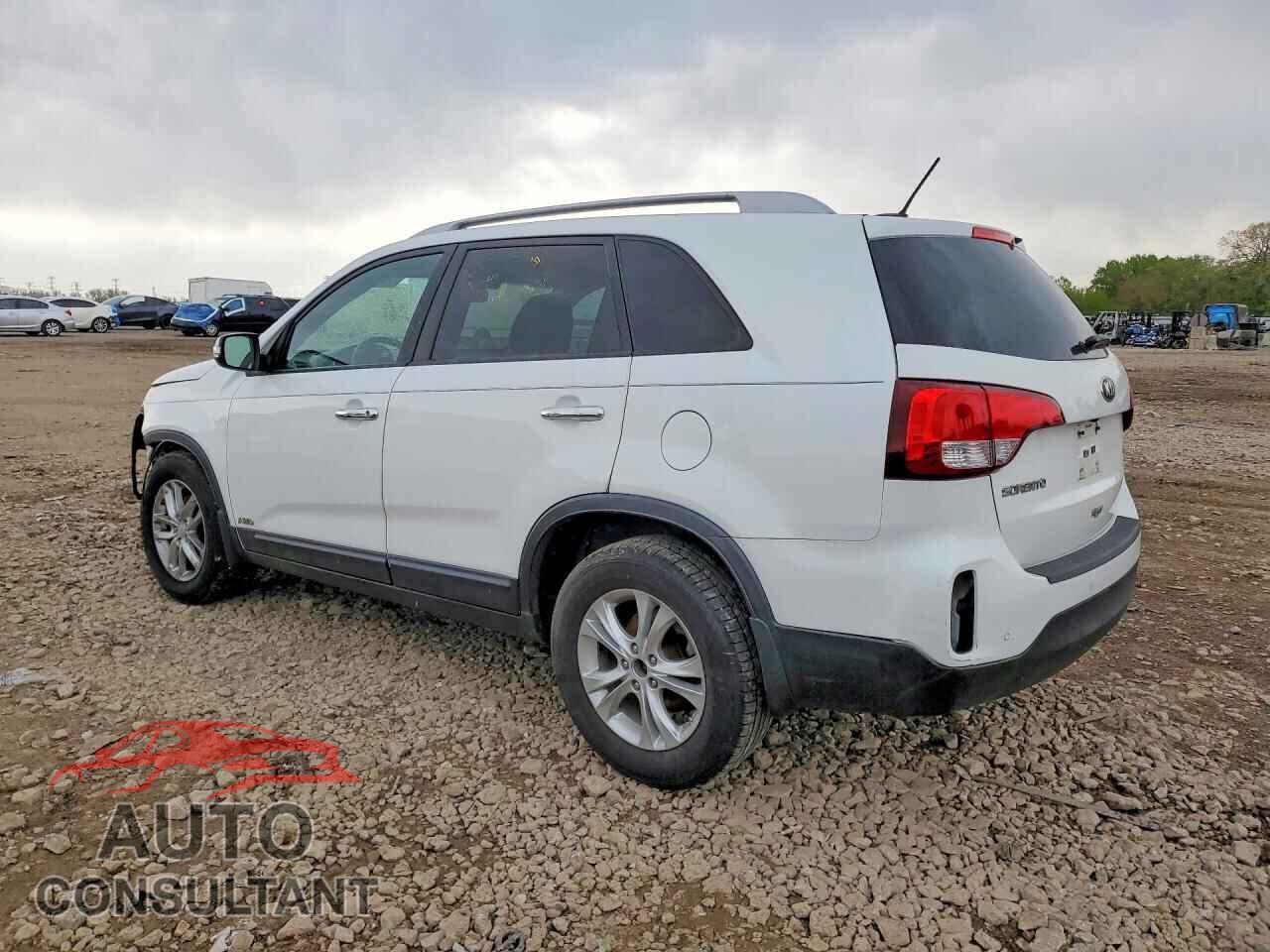 KIA SORENTO 2014 - 5XYKTCA68EG442417
