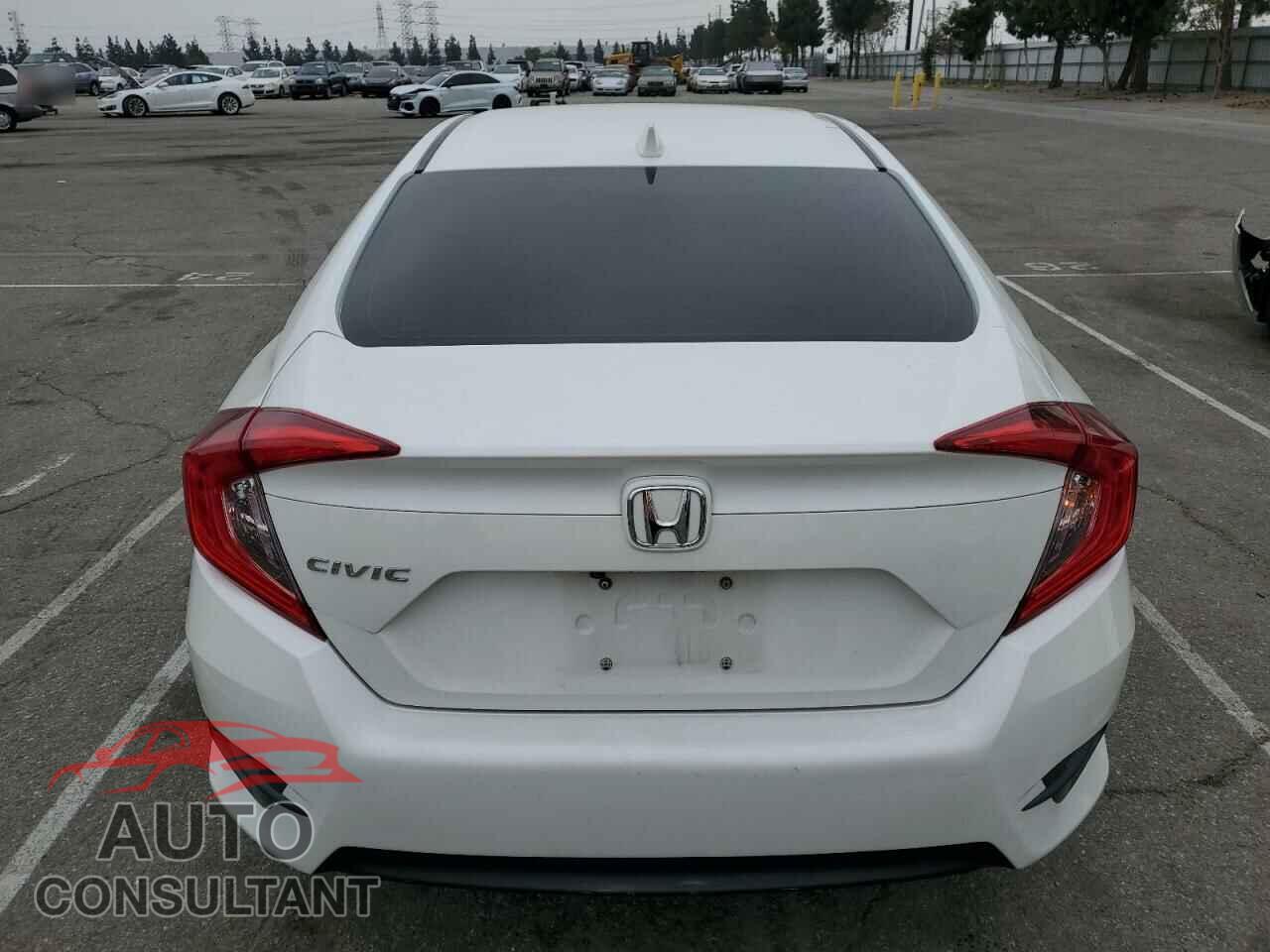 HONDA CIVIC 2018 - 2HGFC2F75JH507802
