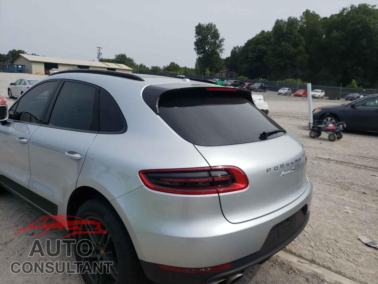 PORSCHE MACAN 2016 - WP1AB2A58GLB56959