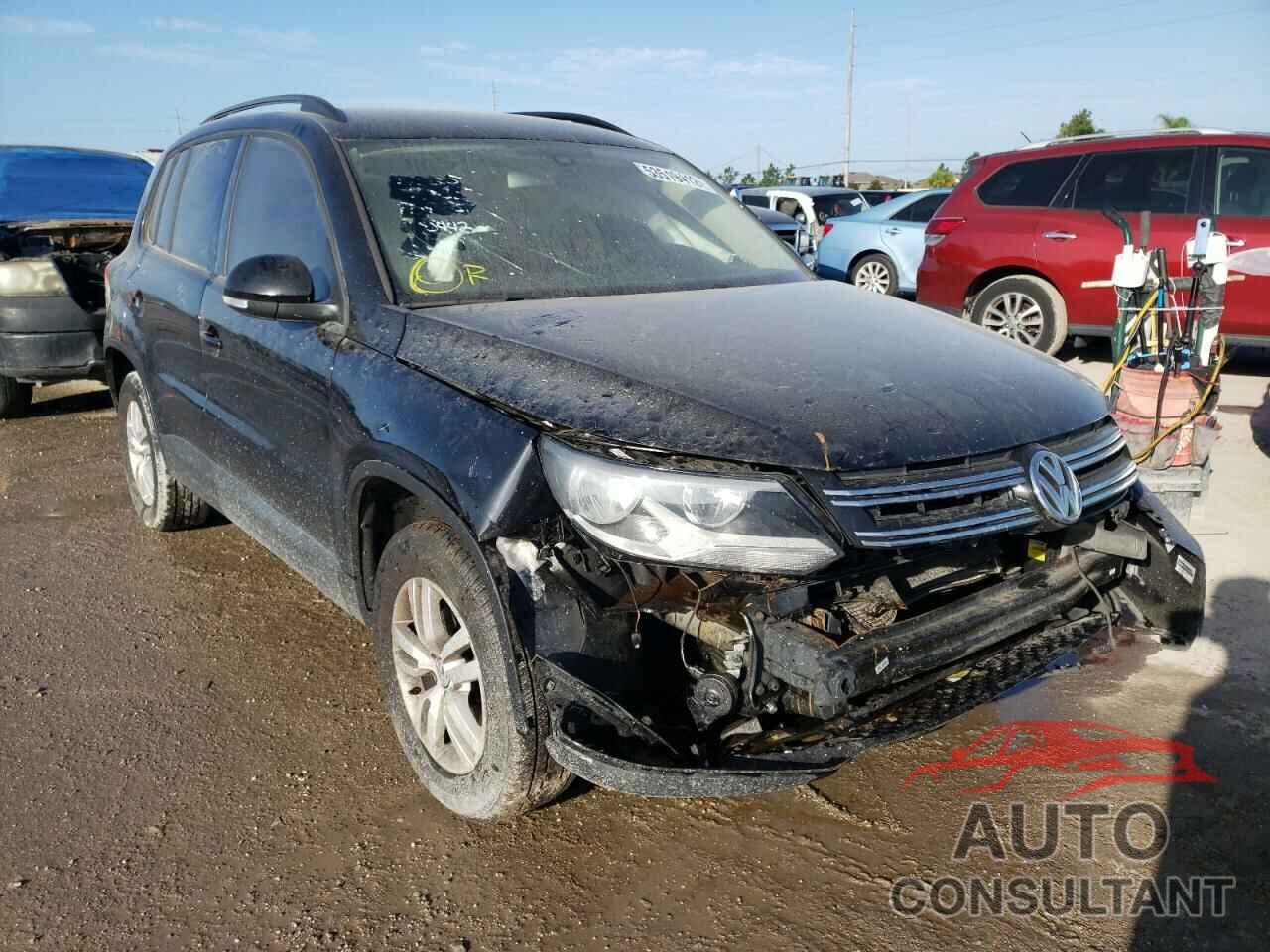 VOLKSWAGEN TIGUAN 2017 - WVGAV7AXXHW501847