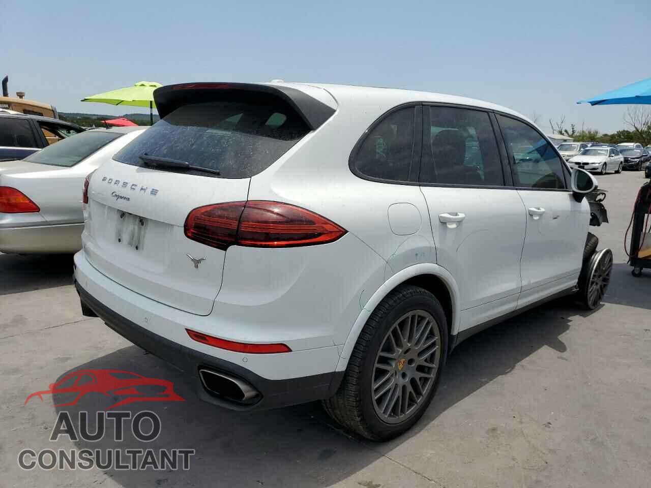 PORSCHE CAYENNE 2017 - WP1AA2A23HKA89770