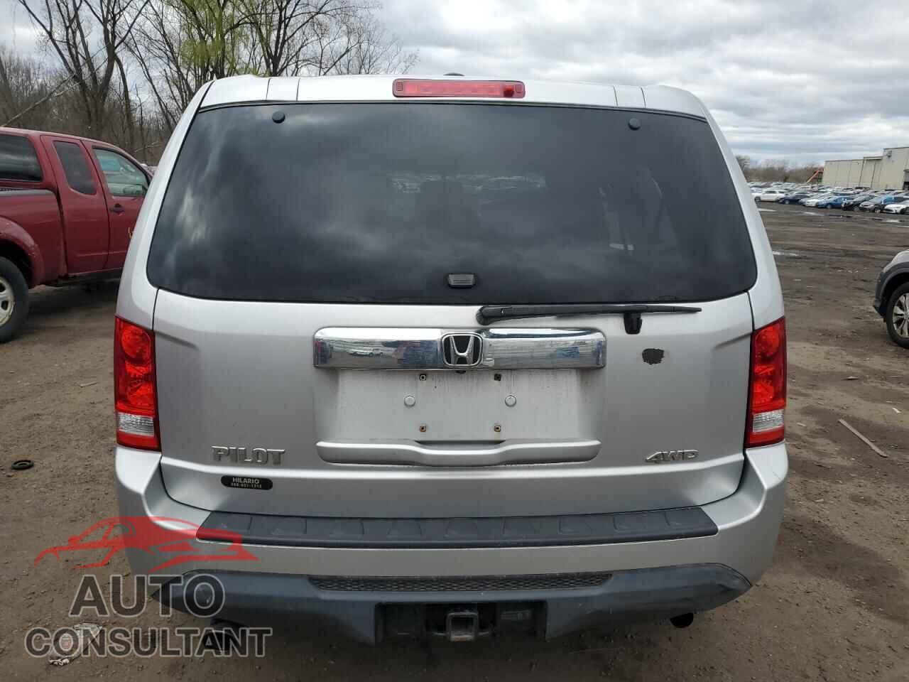 HONDA PILOT 2014 - 5FNYF4H58EB010616