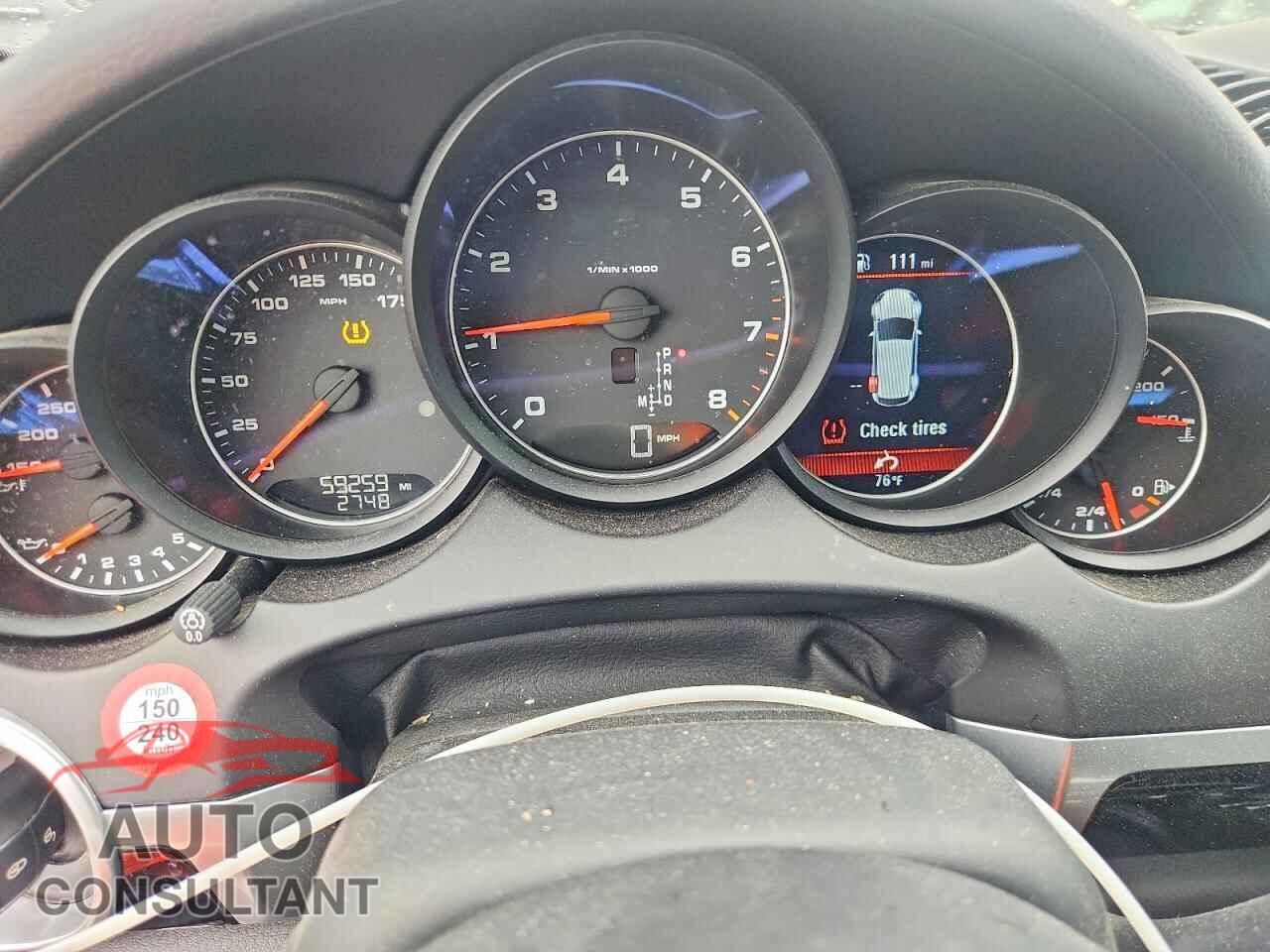 PORSCHE CAYENNE 2016 - WP1AA2A27GKA14181