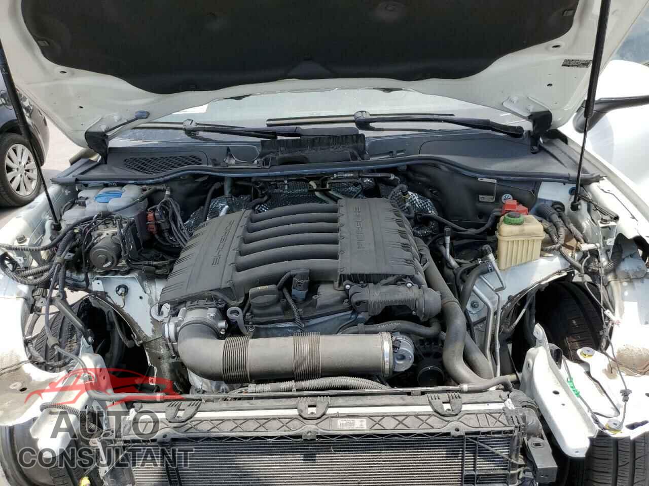 PORSCHE CAYENNE 2017 - WP1AA2A23HKA89770