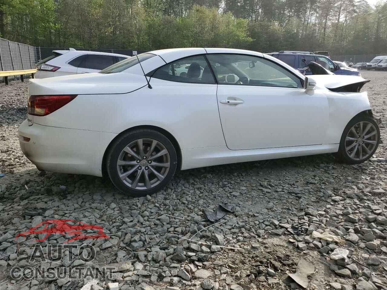 LEXUS IS 2013 - JTHFF2C24D2528196