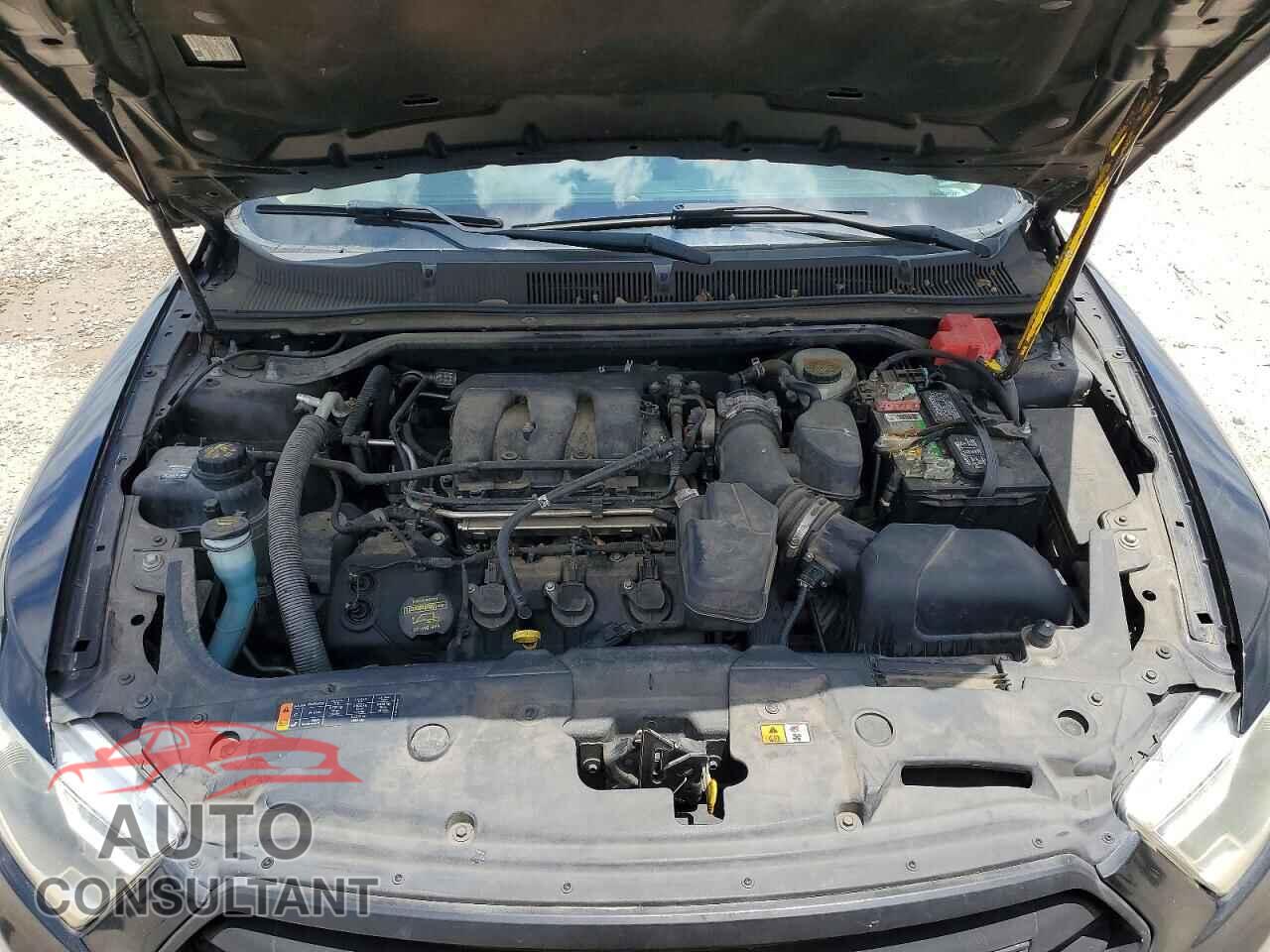 FORD TAURUS 2013 - 1FAHP2E83DG136294