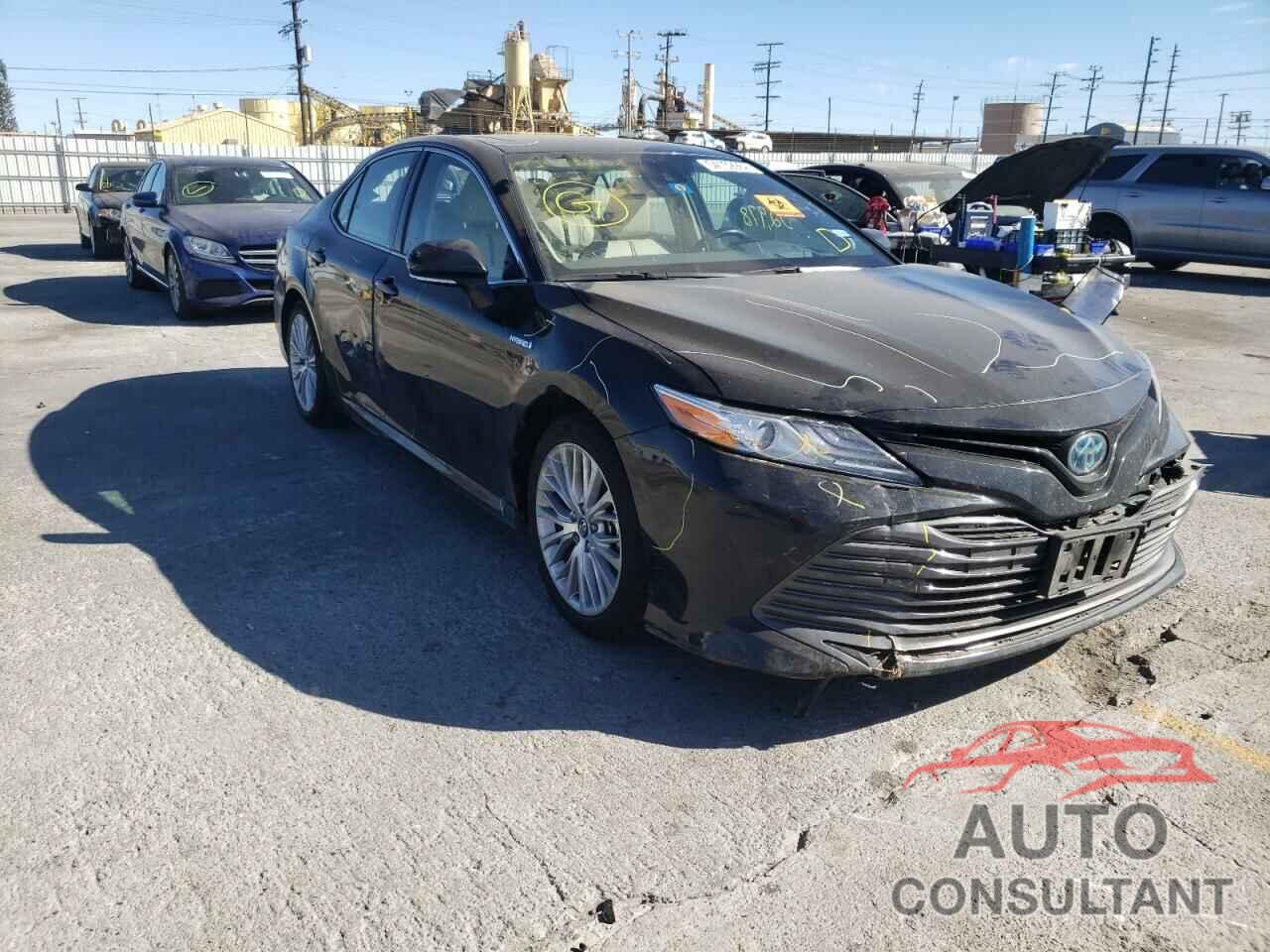 TOYOTA CAMRY 2019 - 4T1B21HK1KU520665