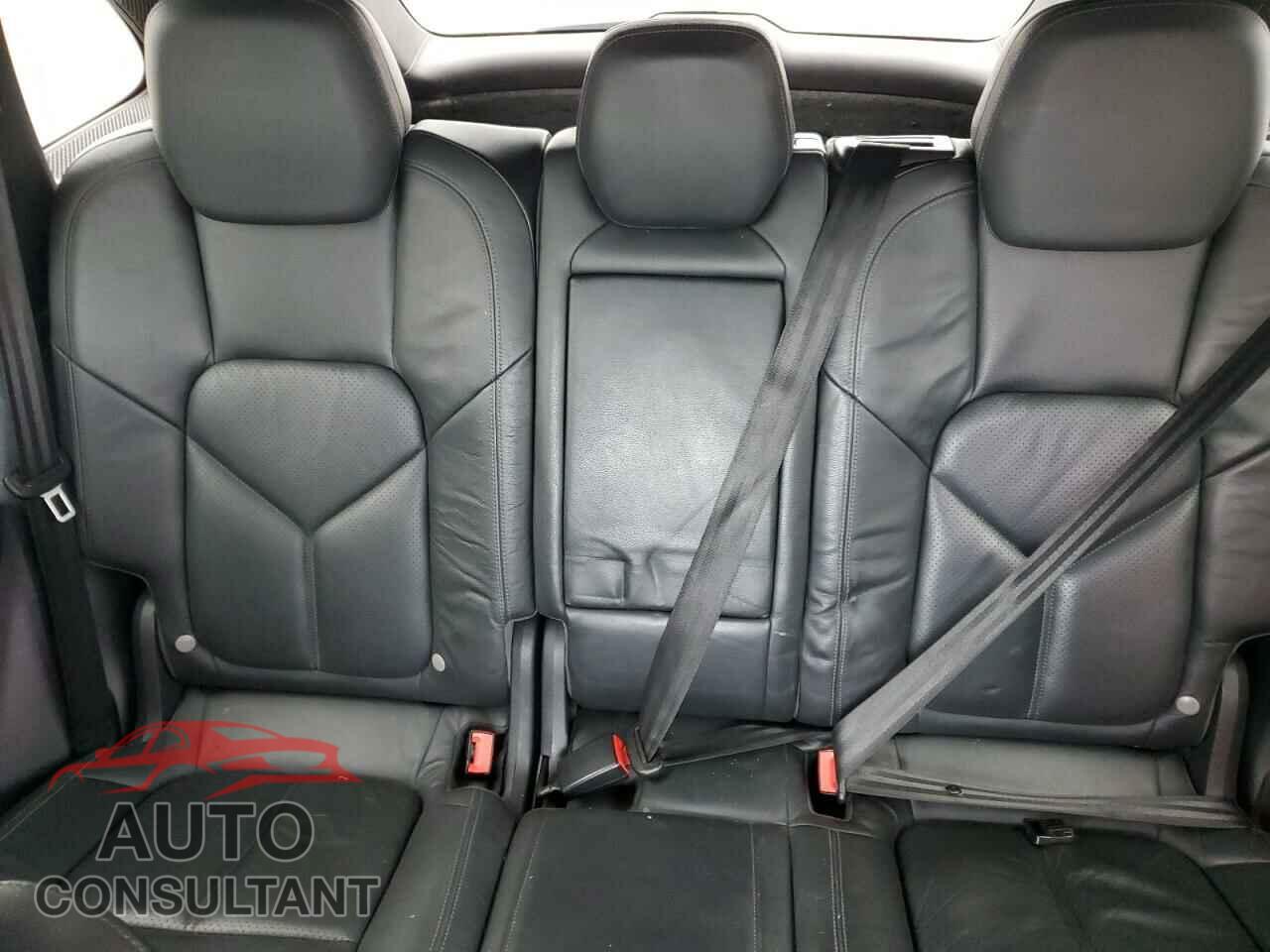 PORSCHE CAYENNE 2011 - WP1AA2A2XBLA09320
