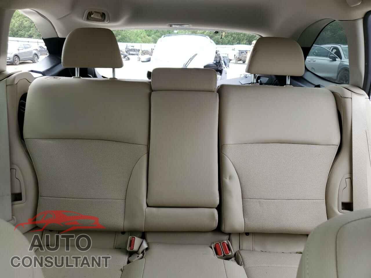 SUBARU OUTBACK 2019 - 4S4BSENC4K3297158